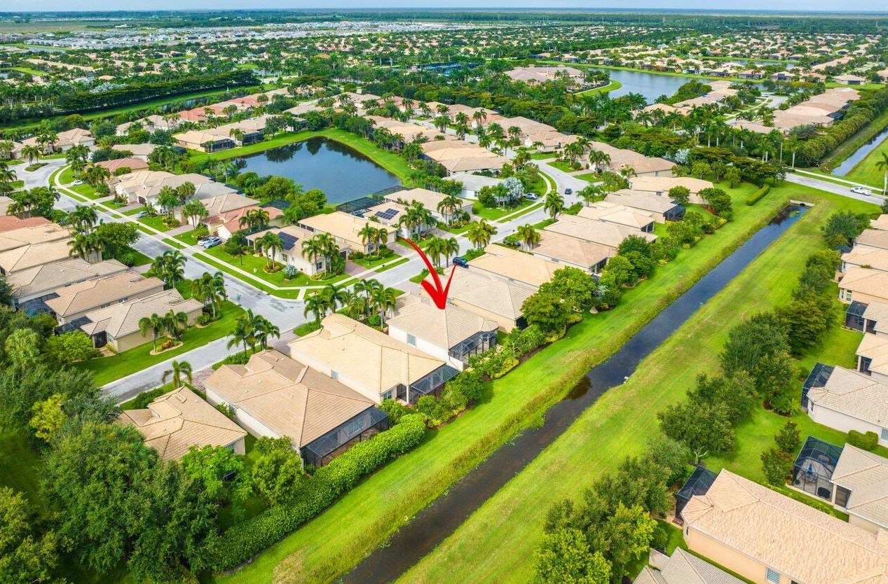 9057 Meridian View Isle, Boynton Beach FL  33473-4809 exterior