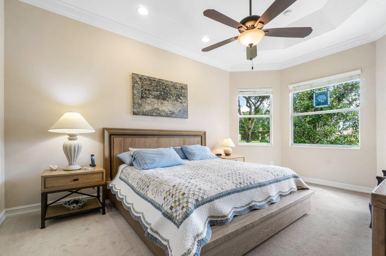 9057 Meridian View Isle, Boynton Beach FL  33473-4809 exterior