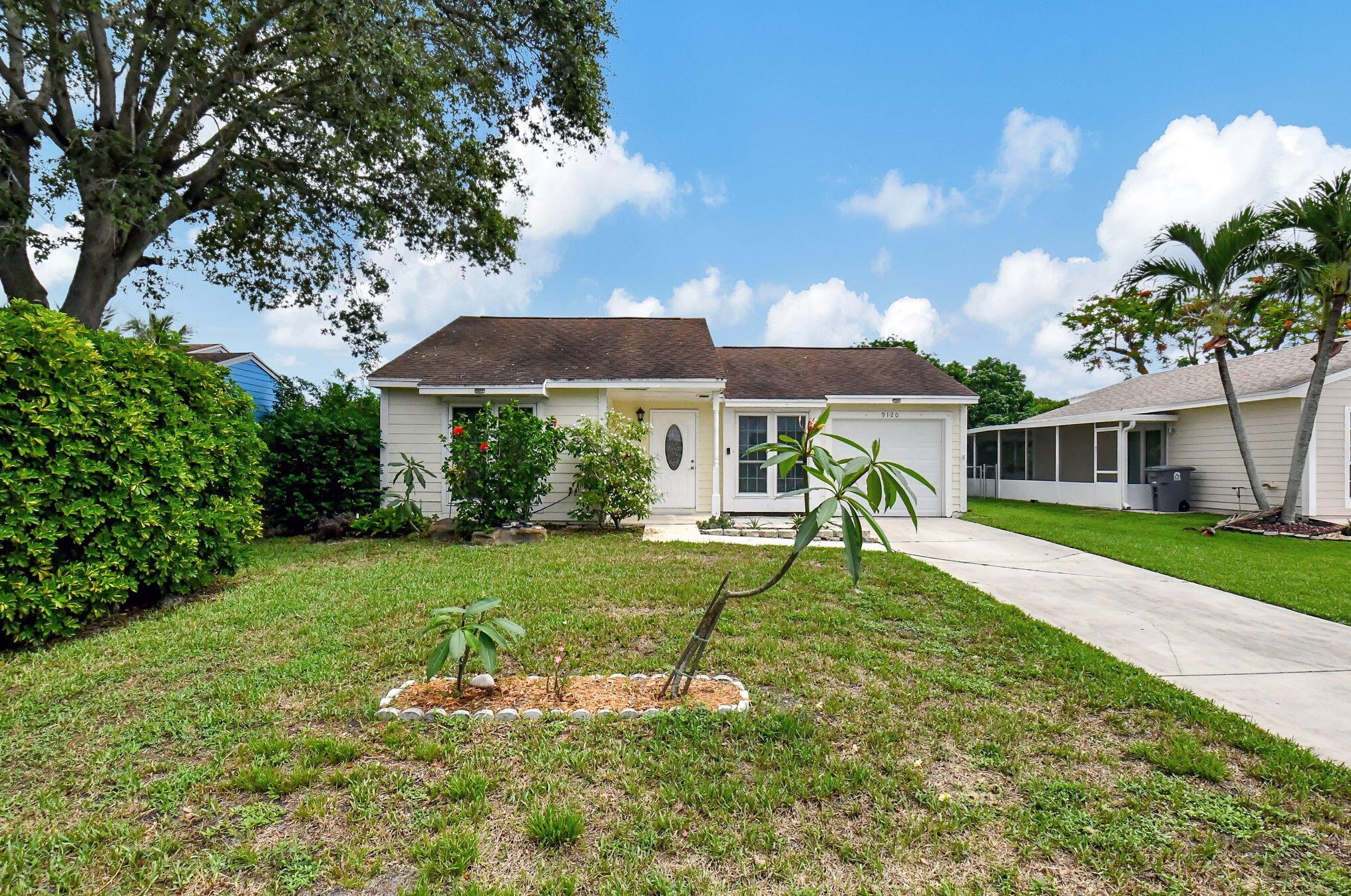 9120 Chrysanthemum Dr, Boynton Beach, FL 33472-1235