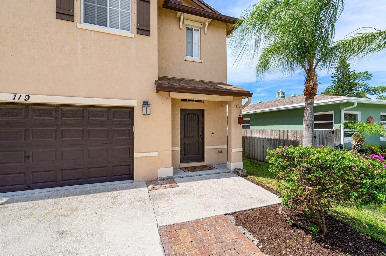 119 2nd Ave, Boynton Beach, FL 33435-4573
