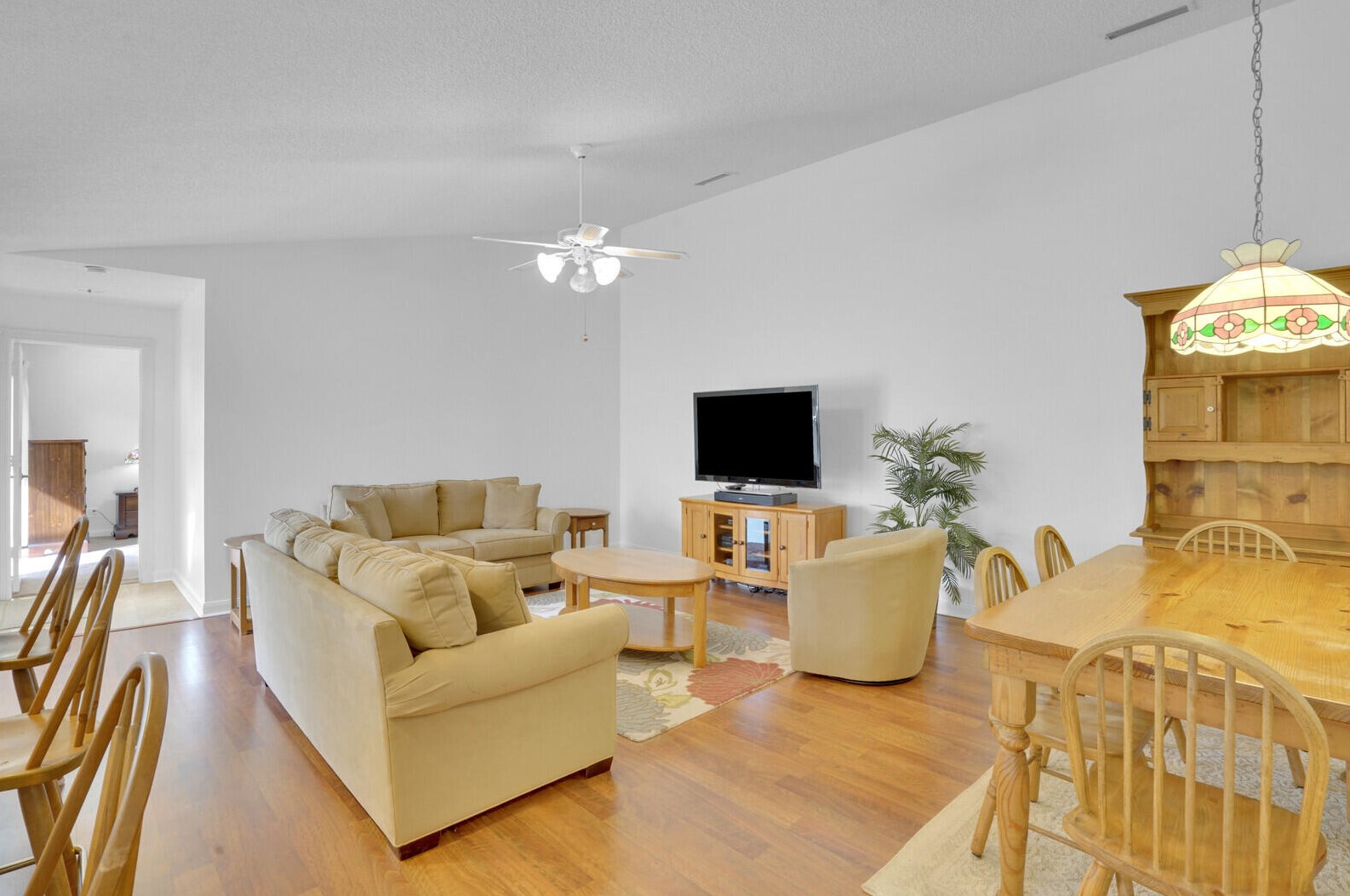 3003 Lakemont Ct, West Palm Beach, FL 33403