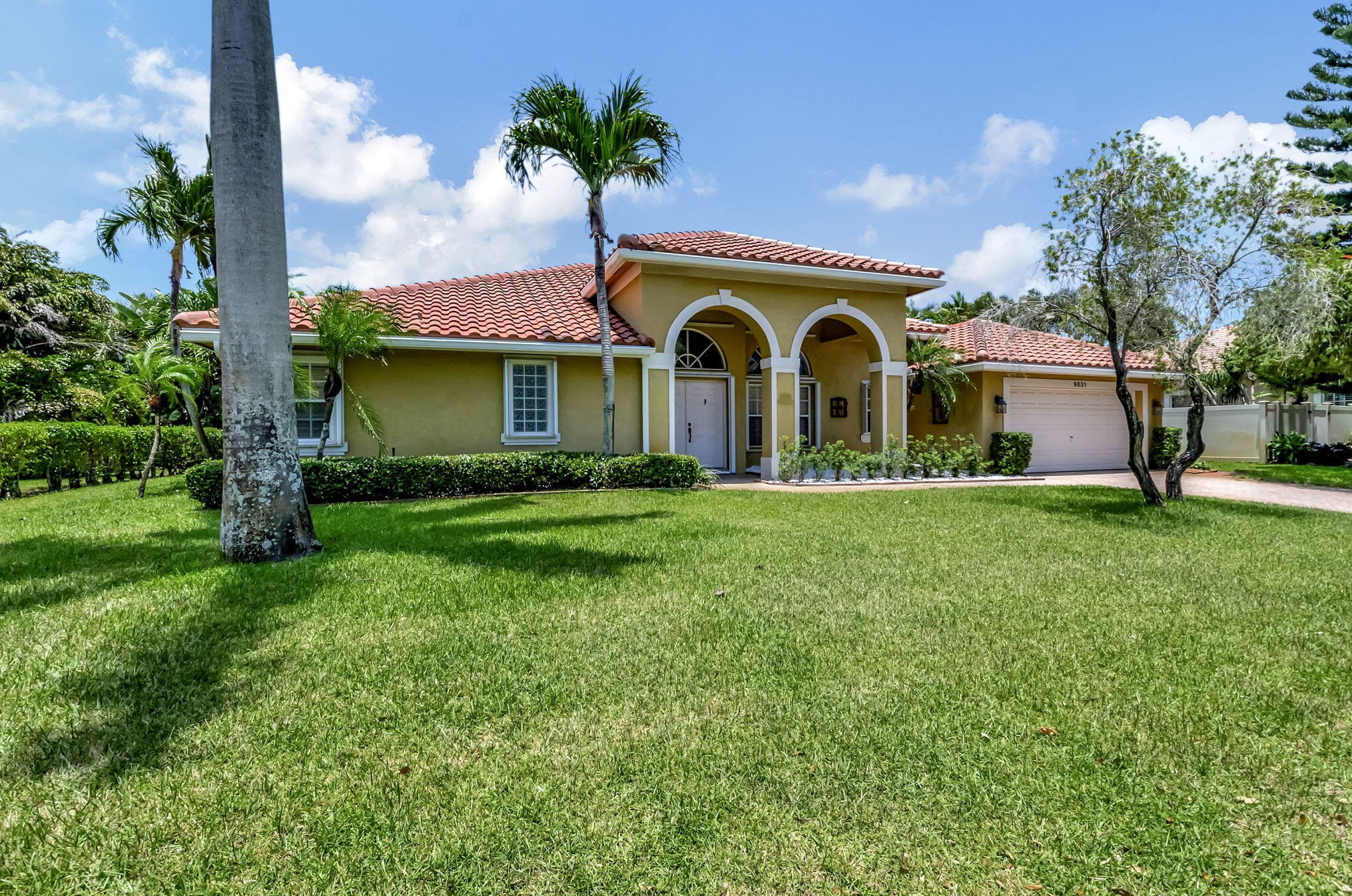 9631 Carissa Rd, Boynton Beach, FL 33436