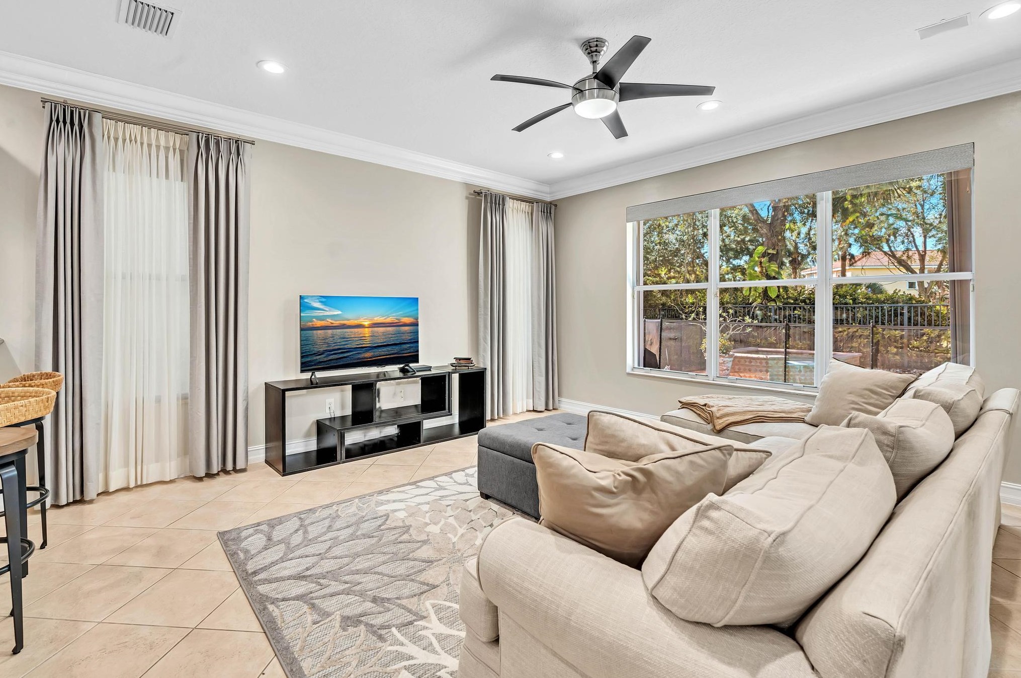 8717 Sandy Crst Ln, Boynton Beach FL  exterior