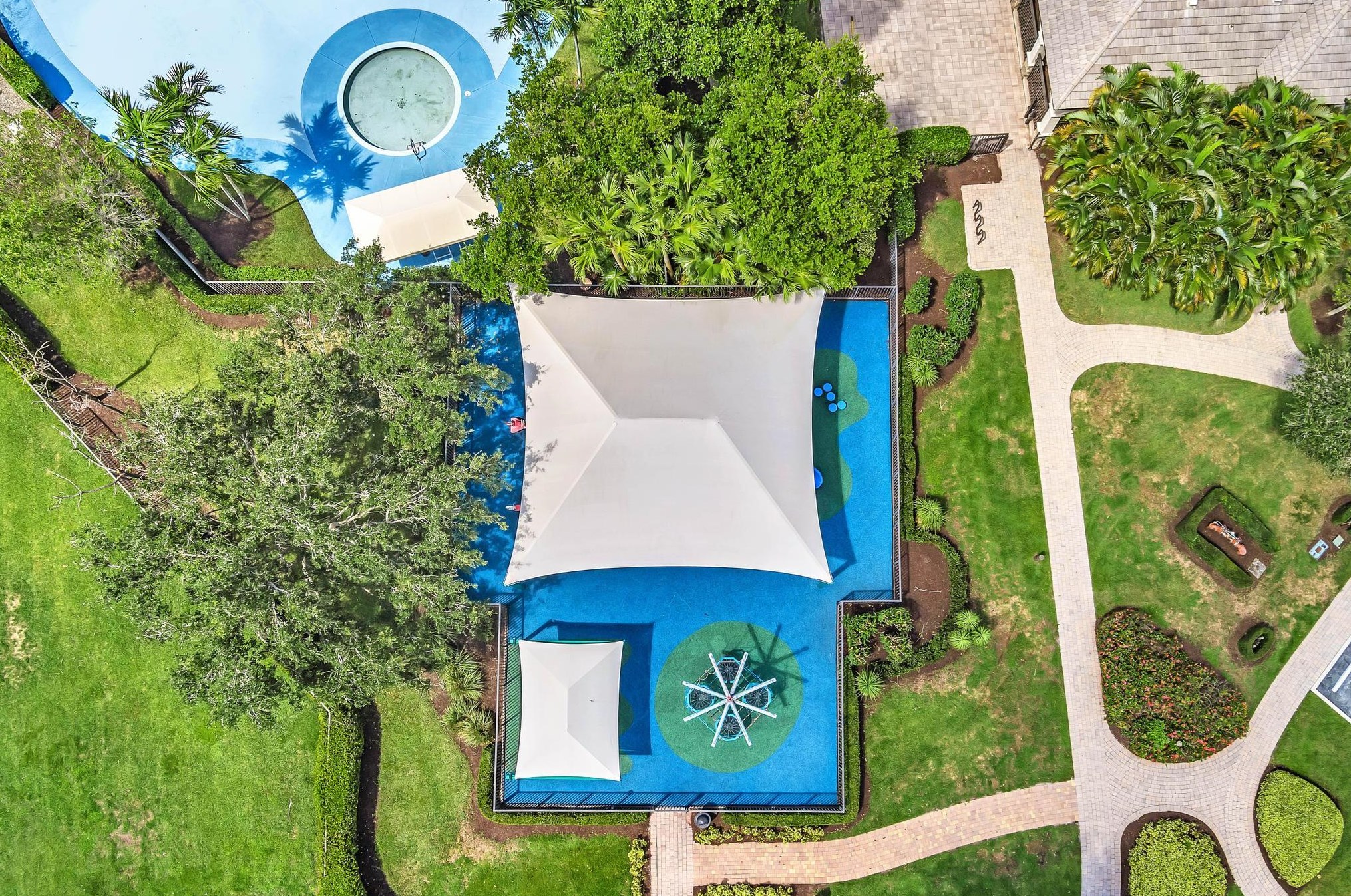 8717 Sandy Crst Ln, Boynton Beach FL  exterior