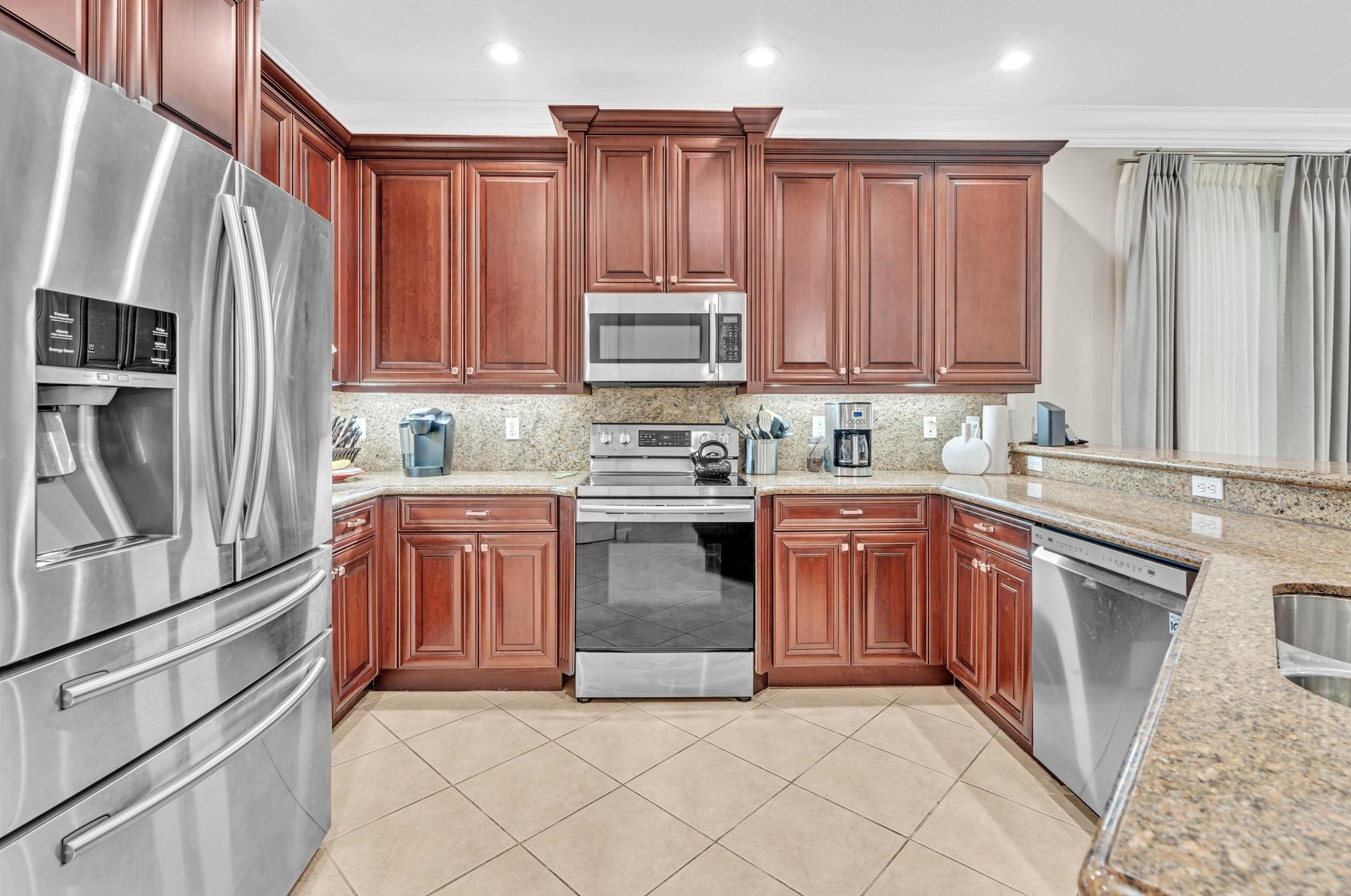 8717 Sandy Crst Ln, Boynton Beach FL  exterior