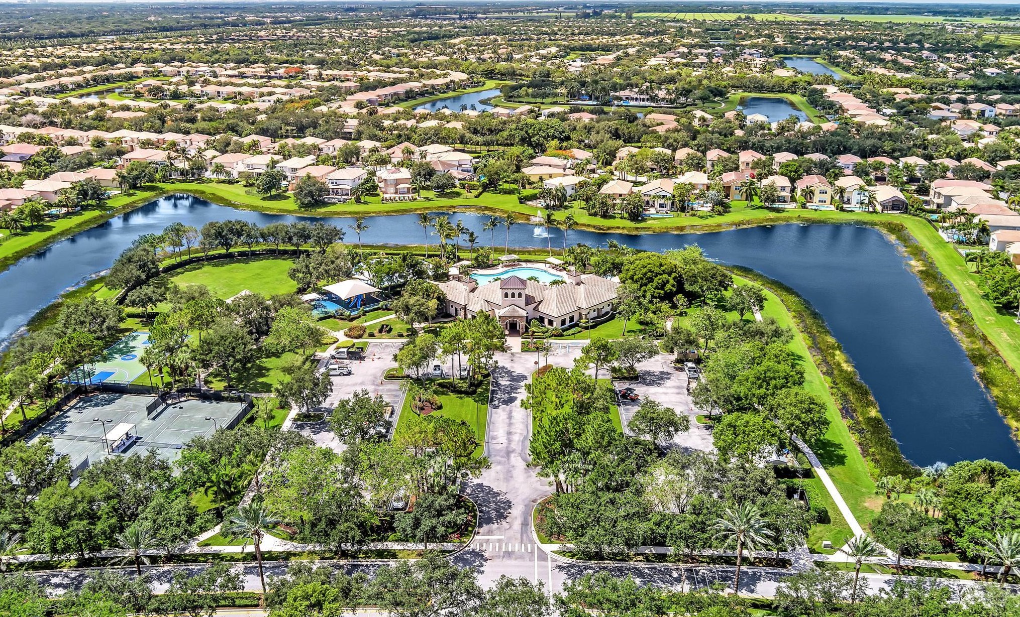 8717 Sandy Crst Ln, Boynton Beach FL  exterior