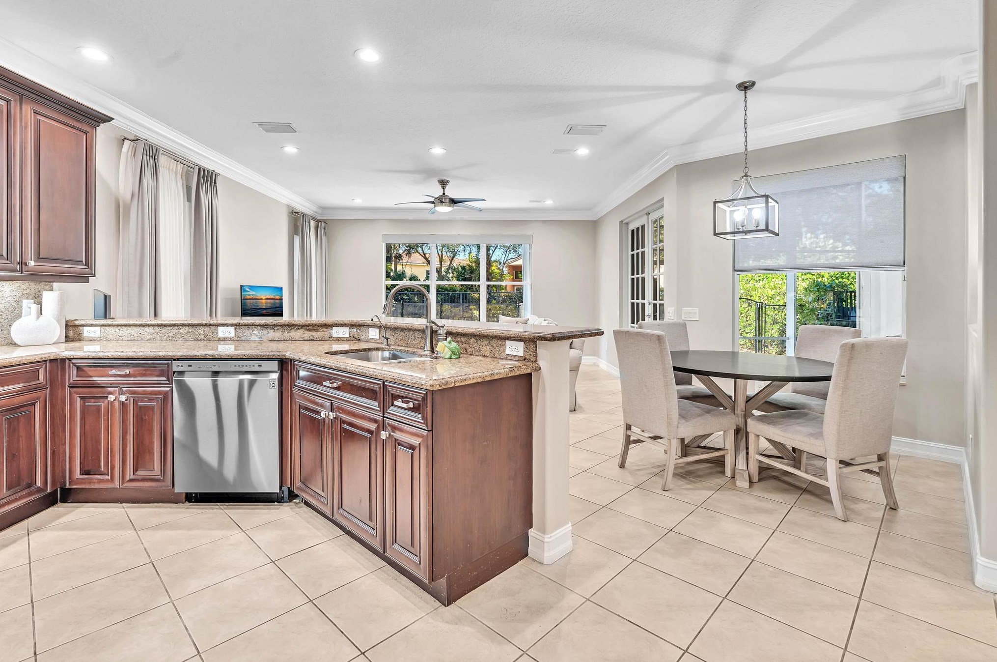 8717 Sandy Crst Ln, Boynton Beach FL  exterior