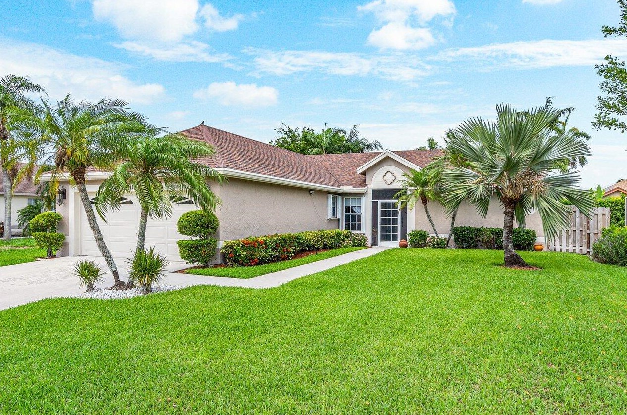 9008 Paragon Way, Boynton Beach, FL 33472-5133