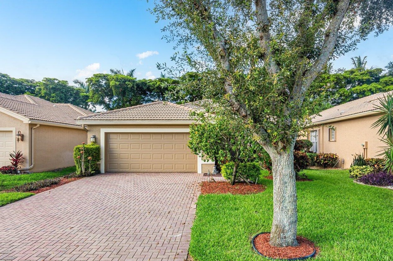 7434 Ringwood Ter, Boynton Beach, FL 33437-3976