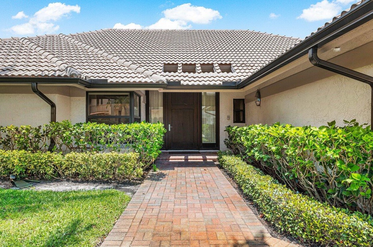 17829 Scarsdale Way, Boca Raton, FL 33496