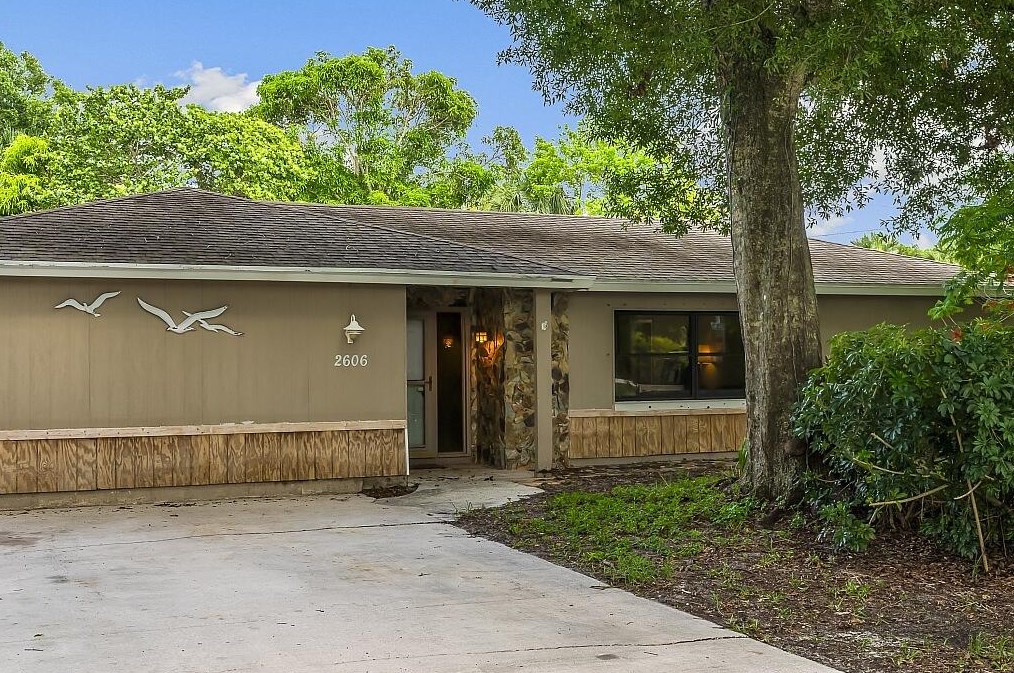2606 52nd Ave, Vero Beach, FL 32966