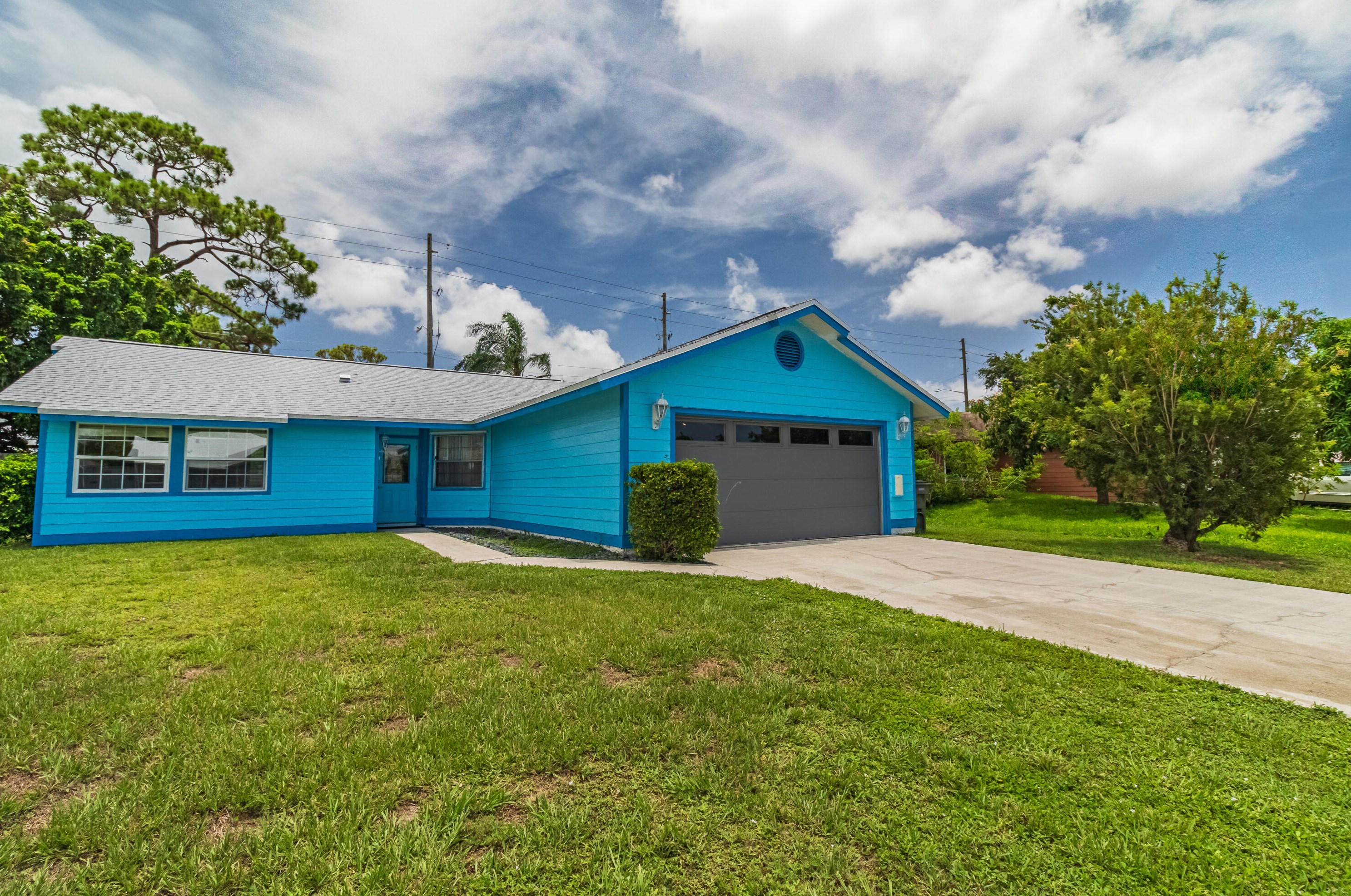 5172 El Claro Cir, West Palm Beach, FL 33415