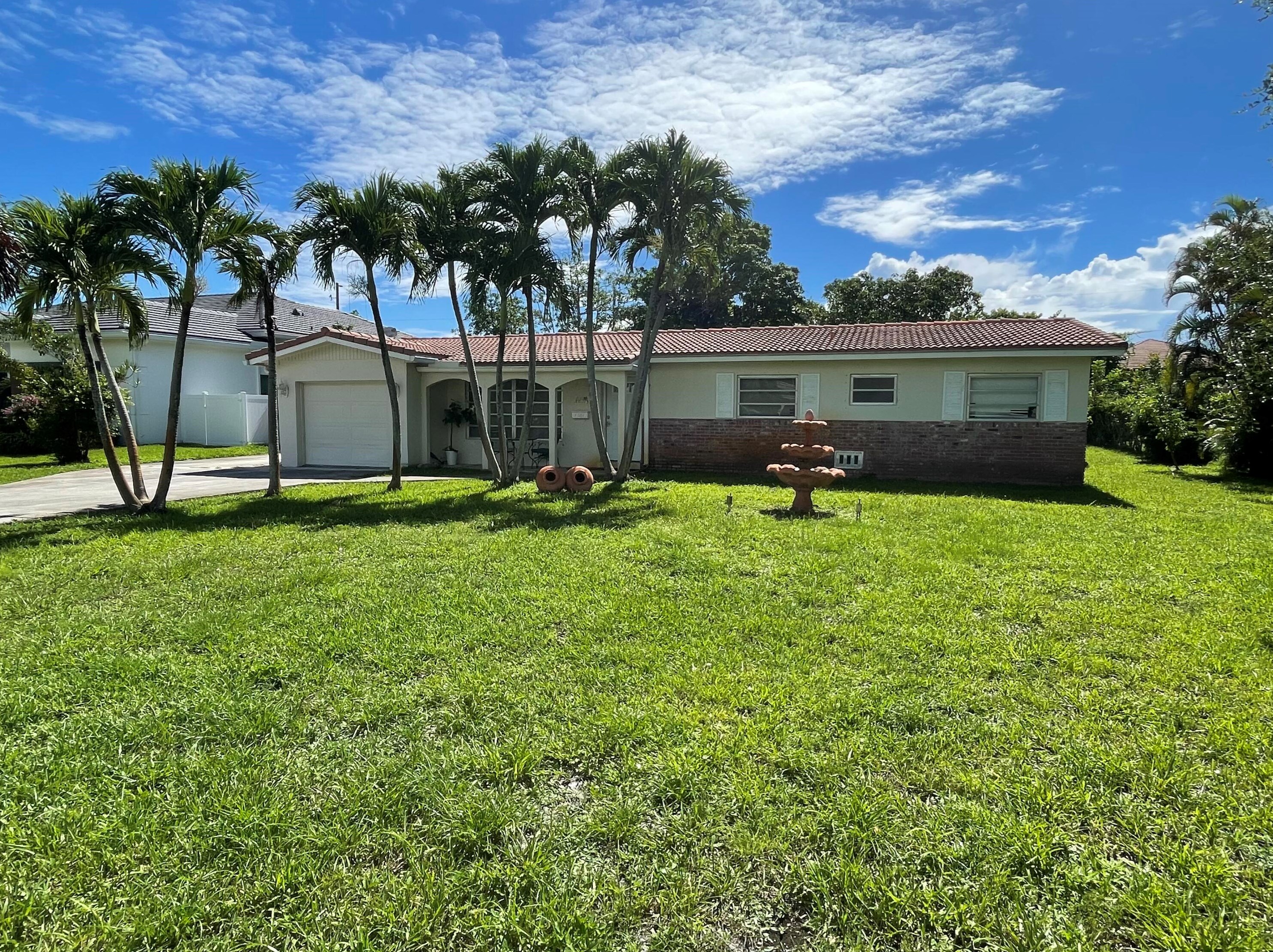 4084 Nw 4th Ave, Boca Raton, FL 33431