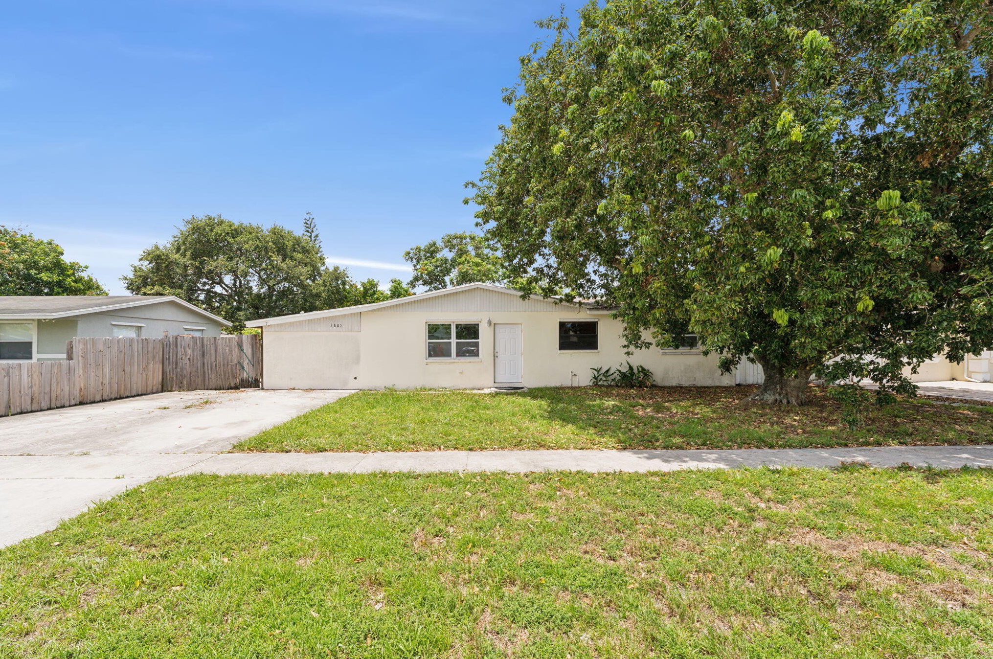 5805 Elder Dr, West Palm Beach, FL 33415