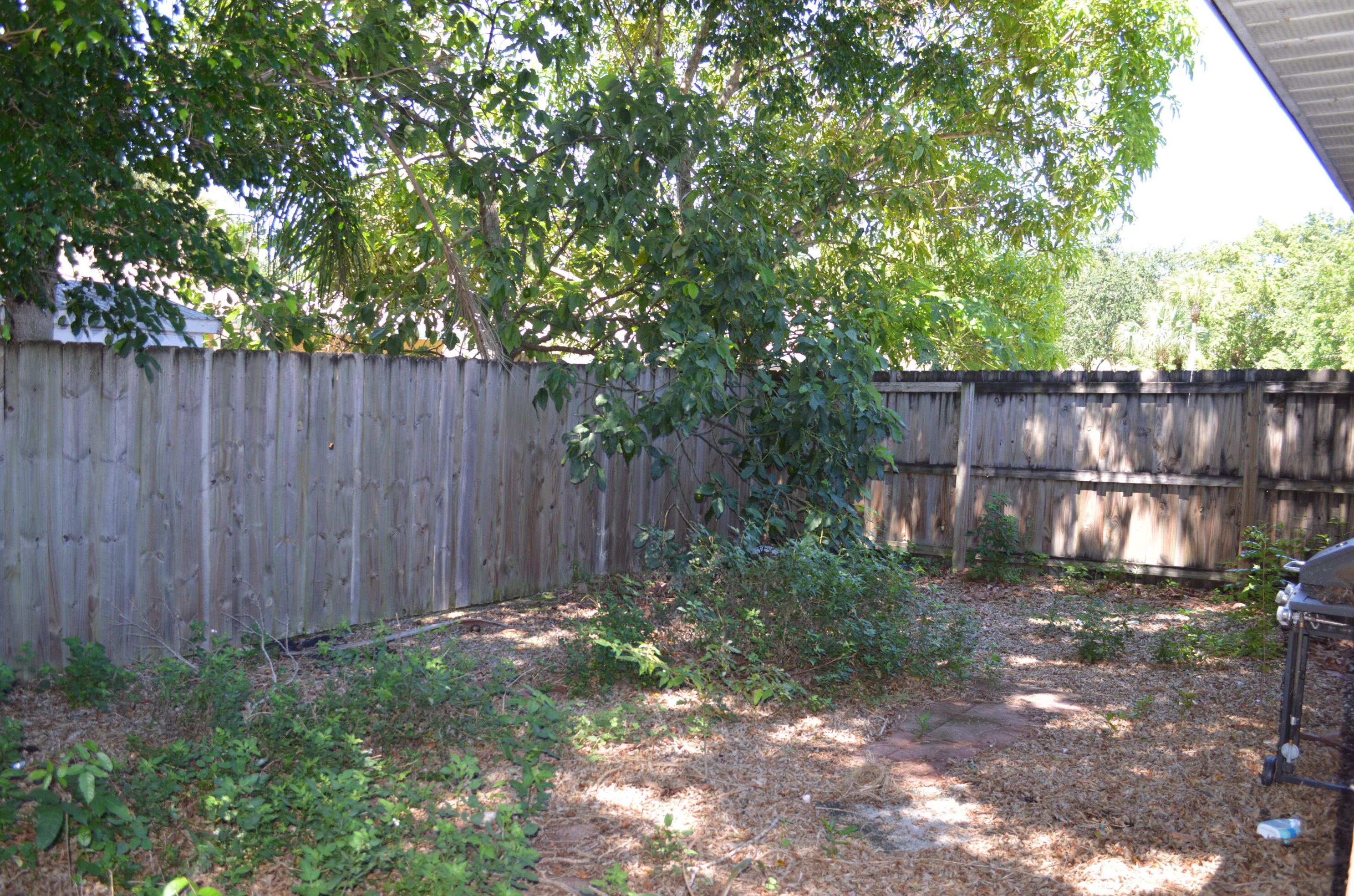 10453 Boynton Place Cir, Boynton Beach FL  33437-2627 exterior