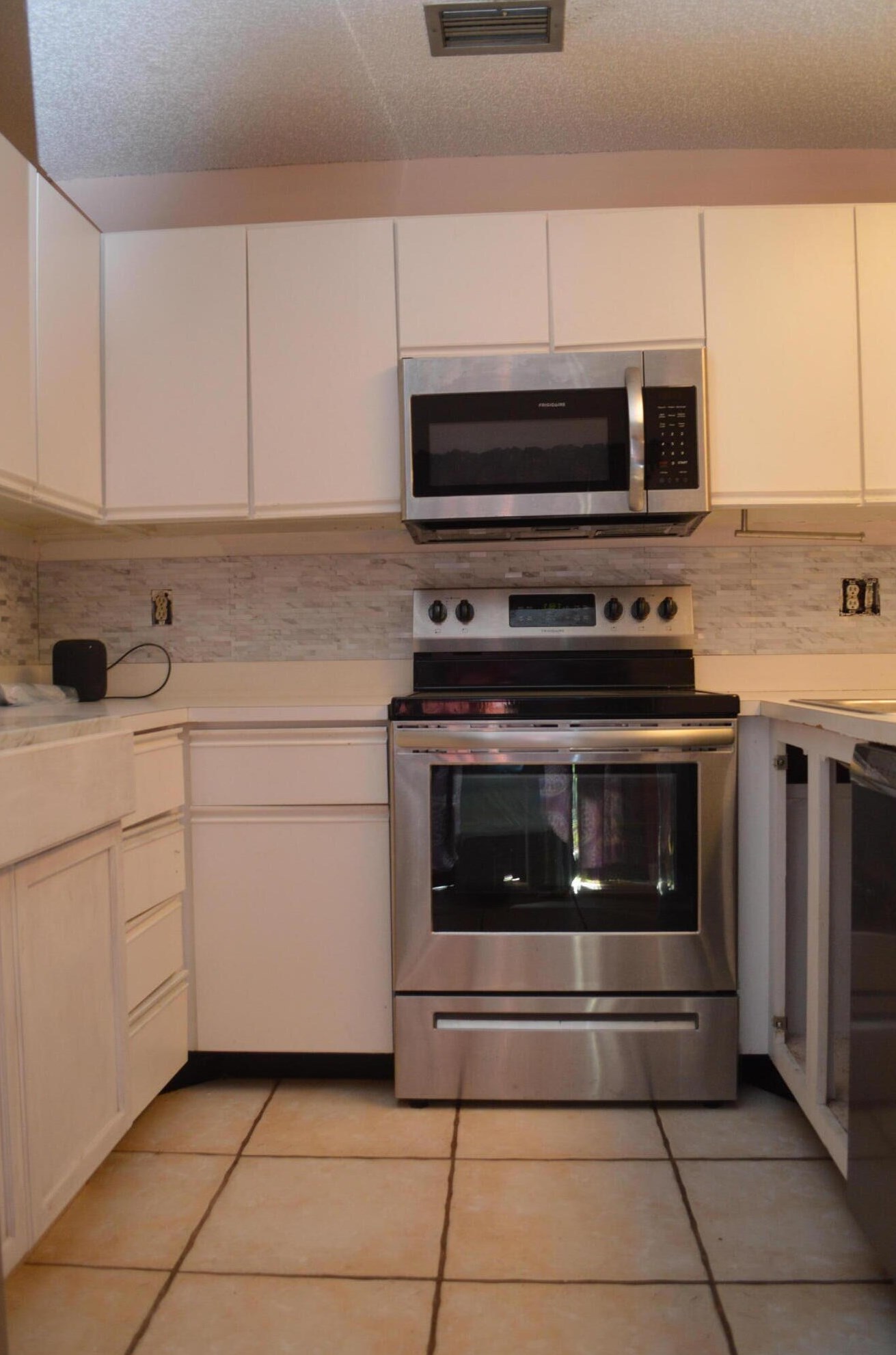10453 Boynton Place Cir, Boynton Beach FL  33437-2627 exterior