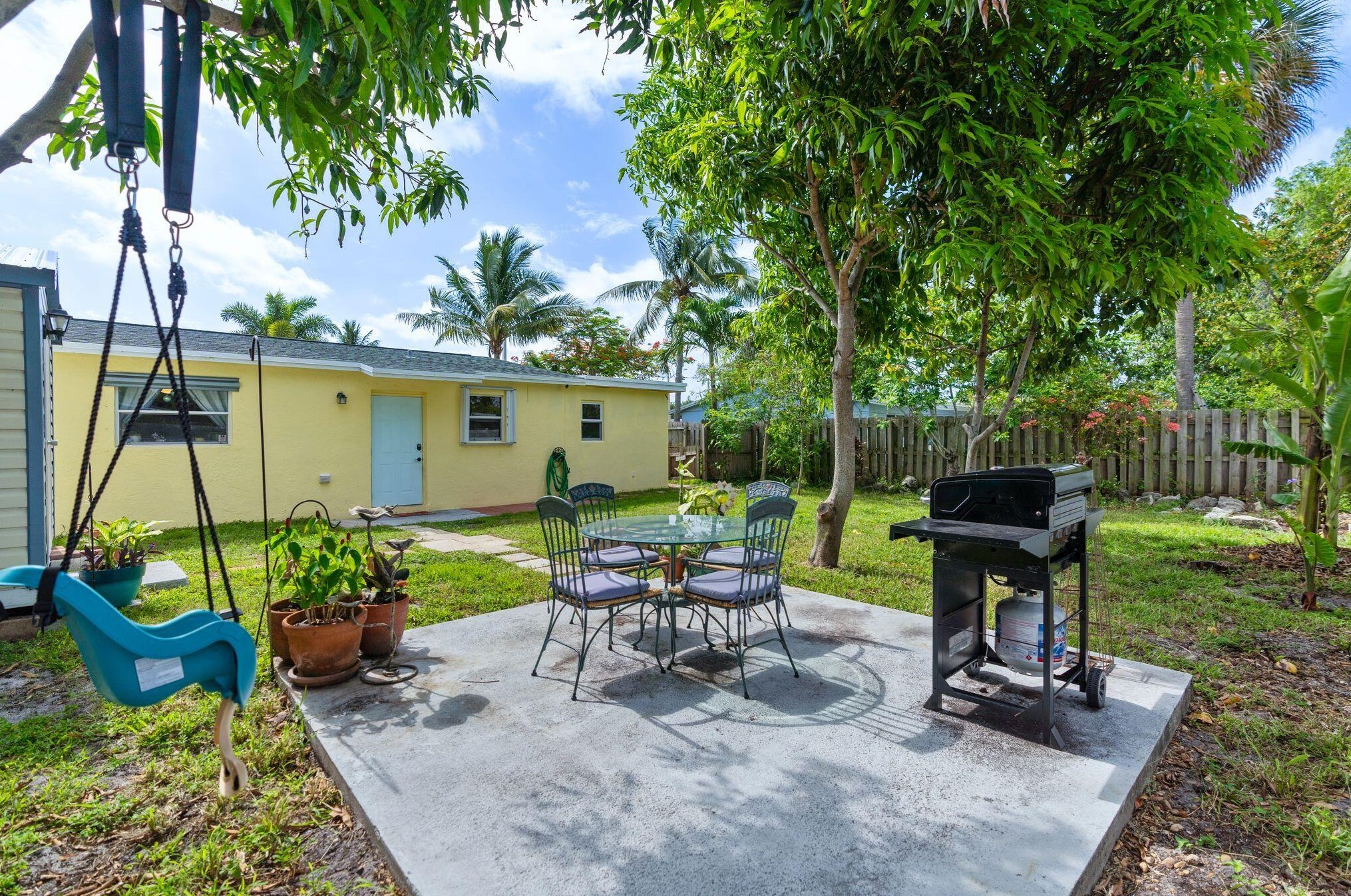 2851 Seacrest Blvd, Boynton Beach FL  33435-7934 exterior