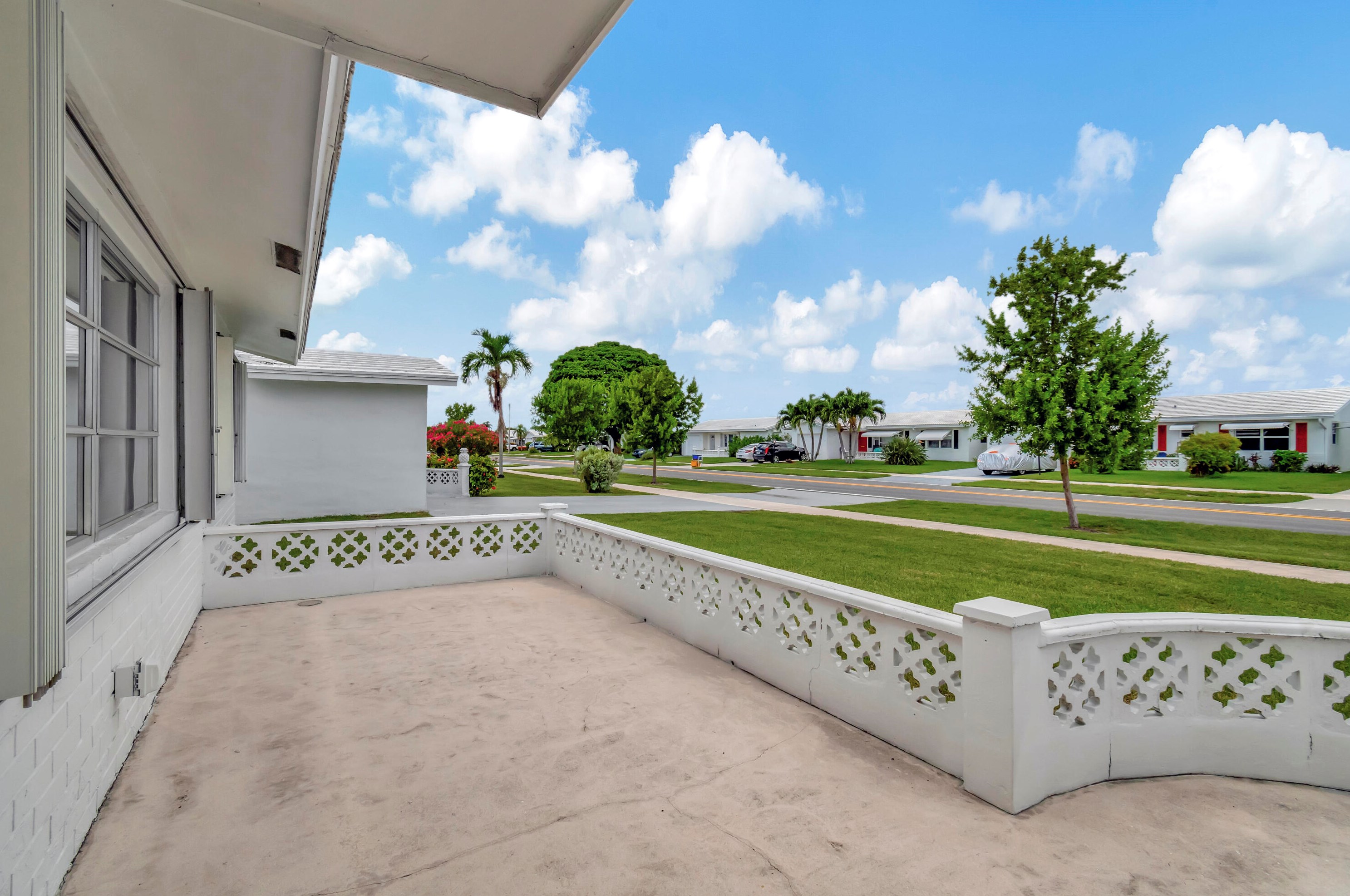721 18th St, Boynton Beach, FL 33426-5450