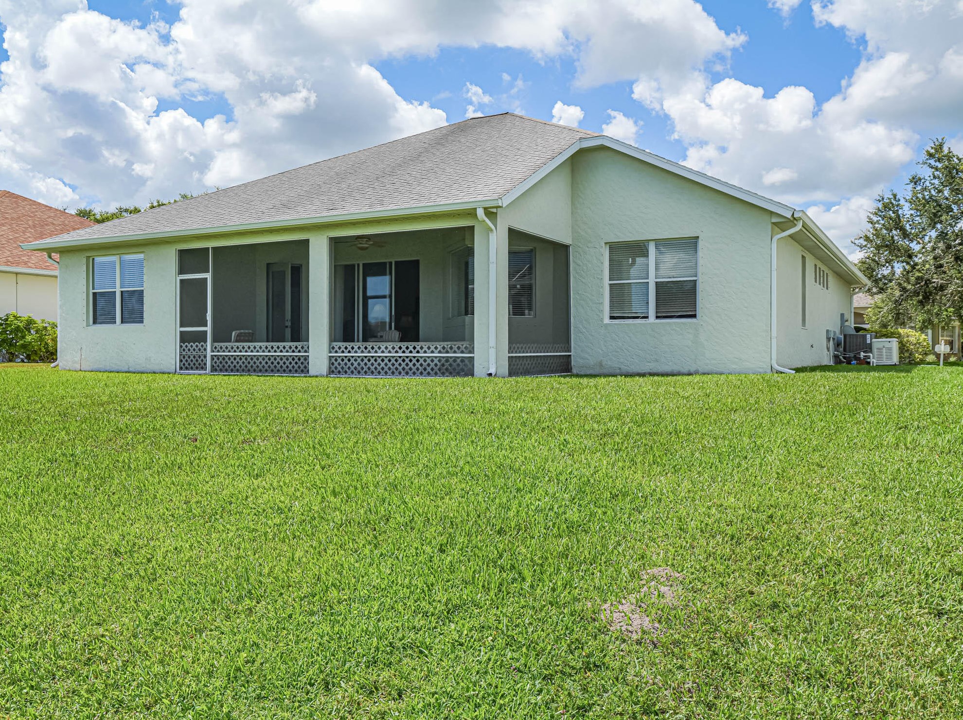 5580 1st Sq, Vero Beach FL  32968-2254 exterior