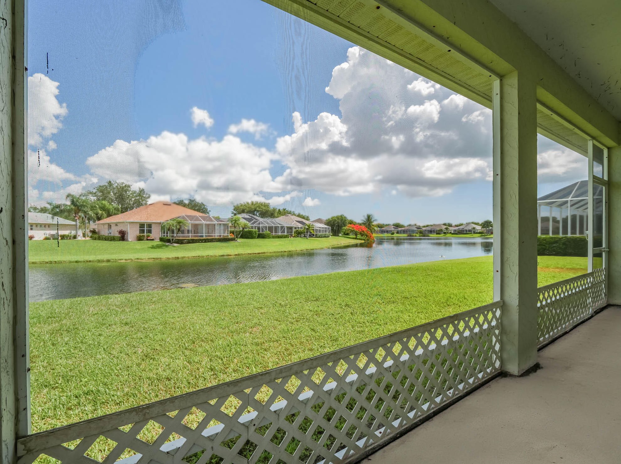 5580 1st Sq, Vero Beach FL  32968-2254 exterior