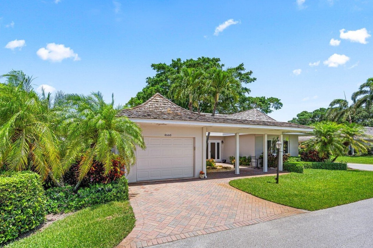 4660 Bonsai Dr, Boynton Beach, FL 33436-5907