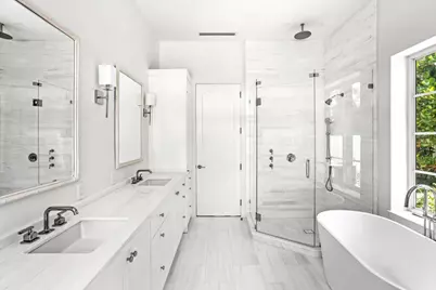 125 Via Vizcaya, Palm Beach, FL 33480 - Photo 18