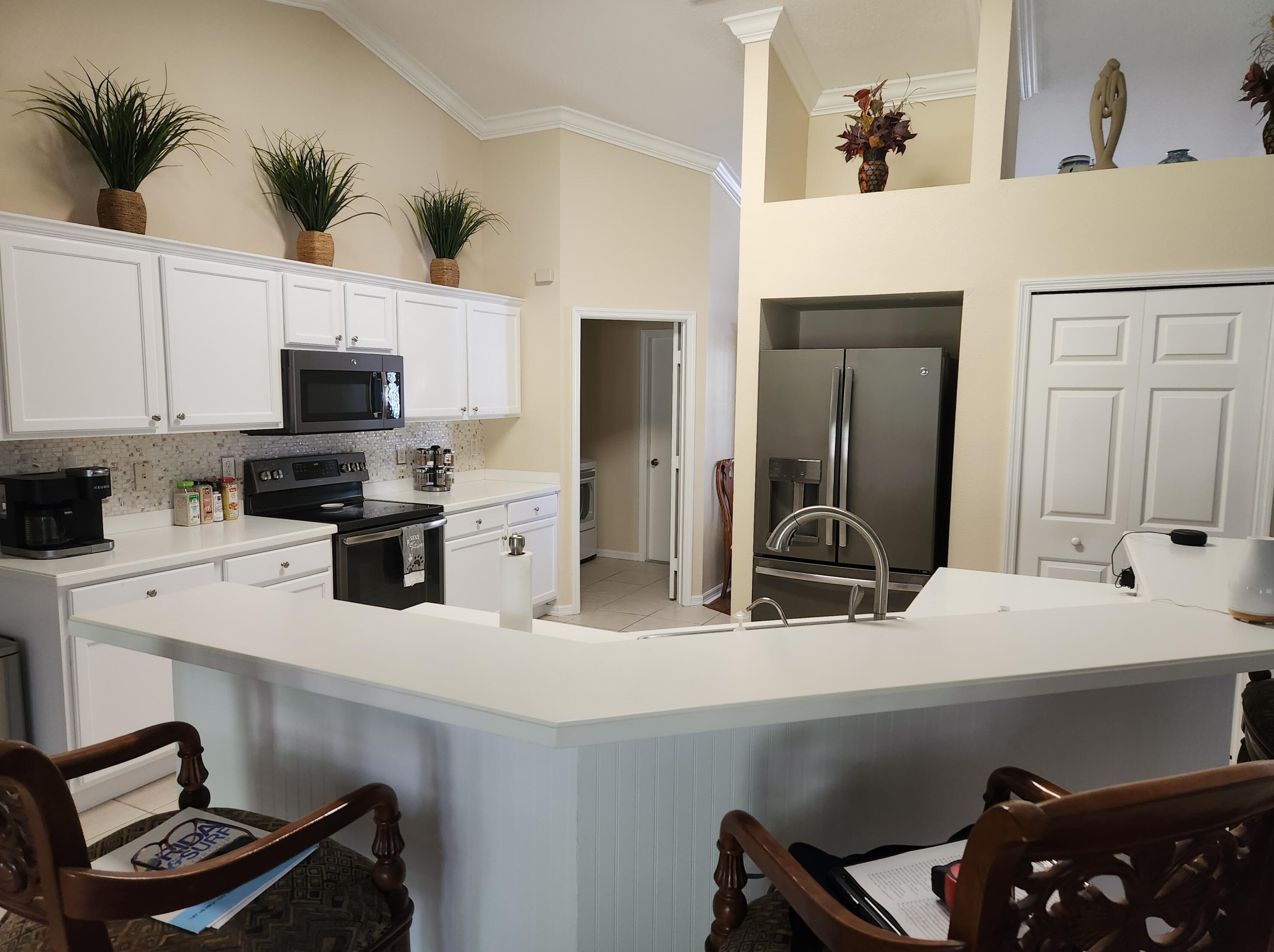 2412 Se Alfonso Ave, Port Saint Lucie, FL 34952