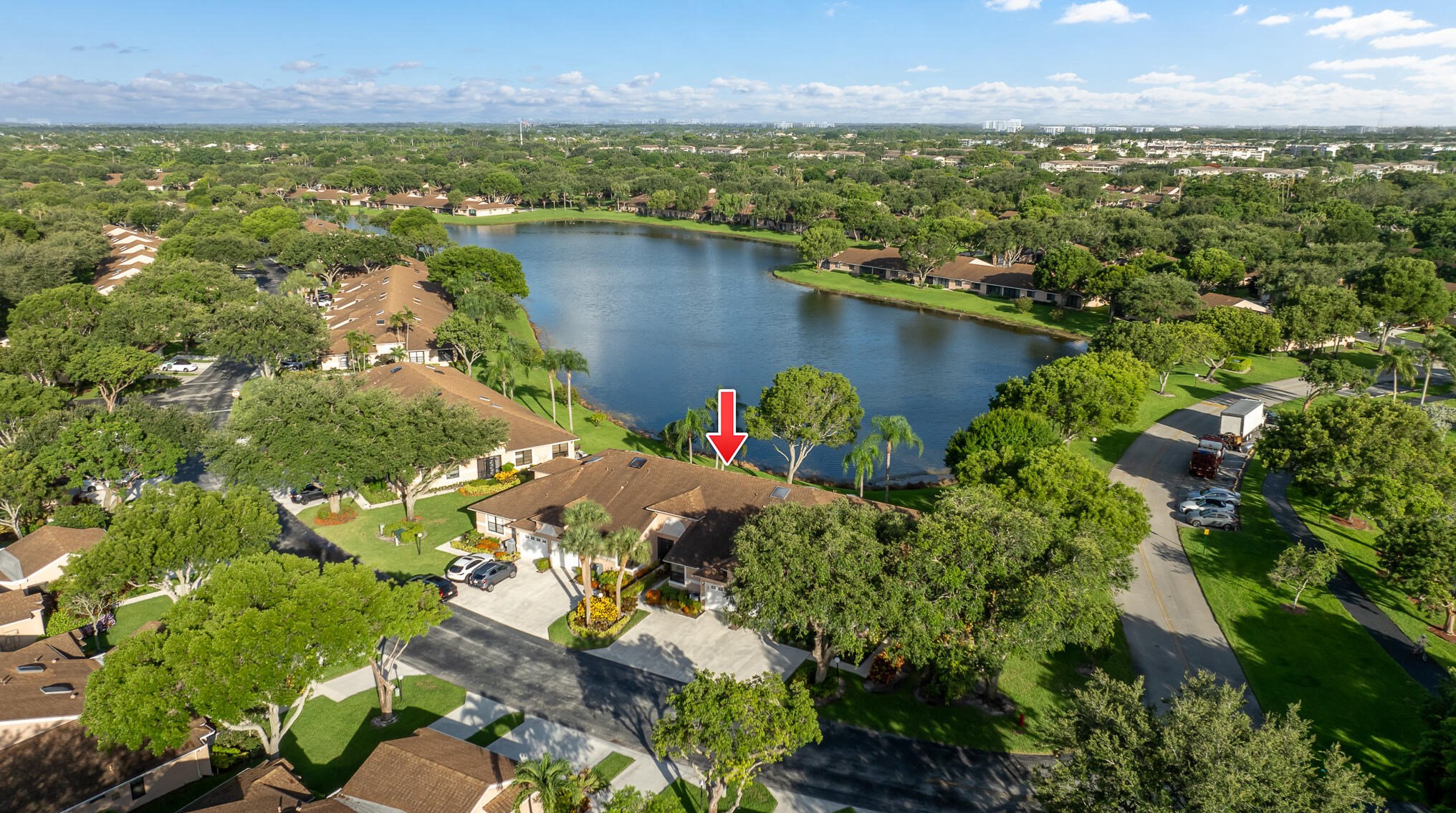 8450 Springlake Dr, Boca Raton, FL 33496