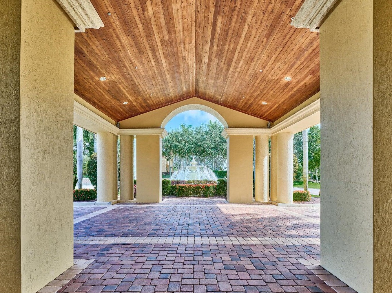 5130 Polly Park Ln, Boynton Beach FL  33437-1684 exterior