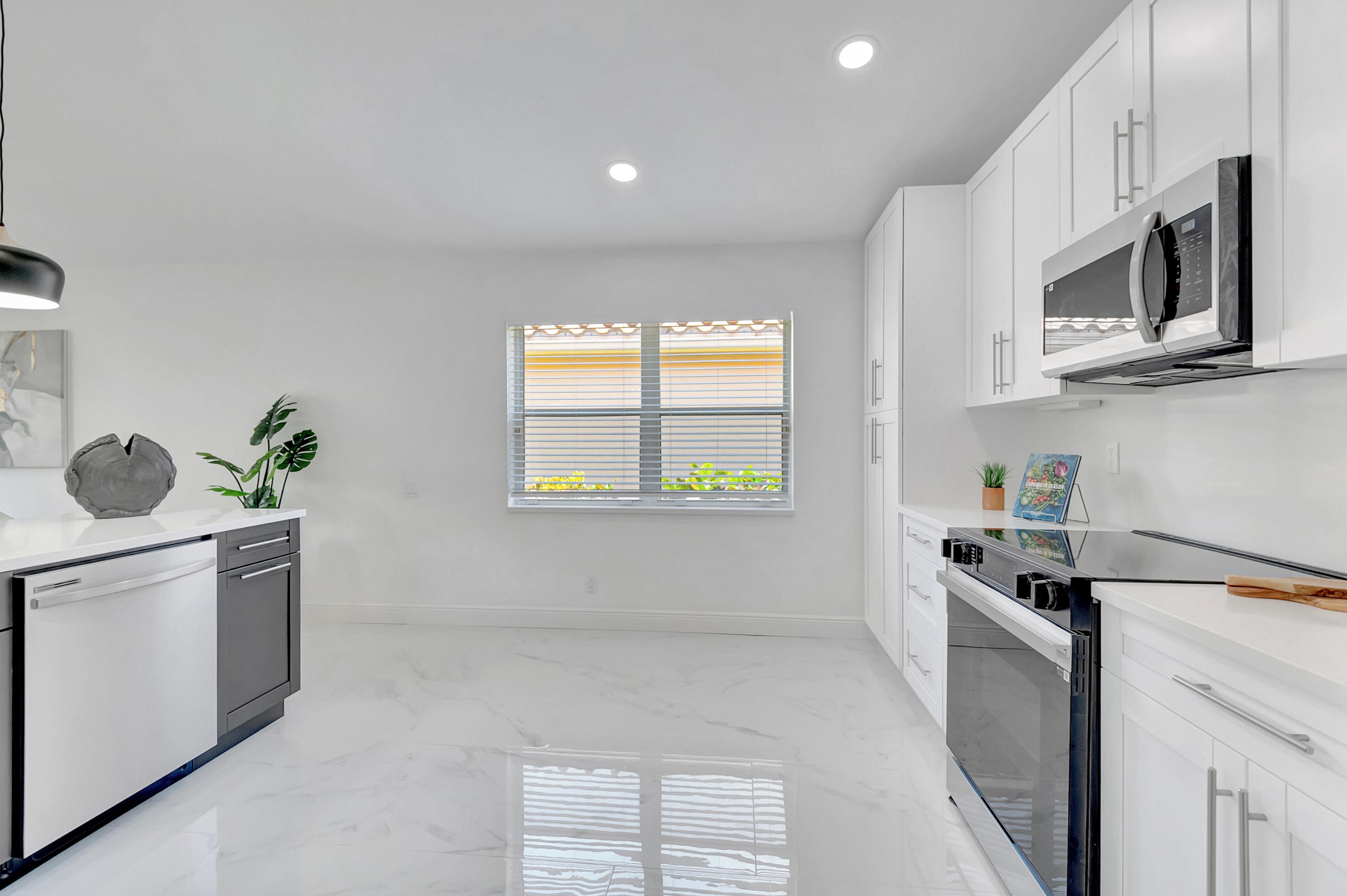 5130 Polly Park Ln, Boynton Beach FL  33437-1684 exterior