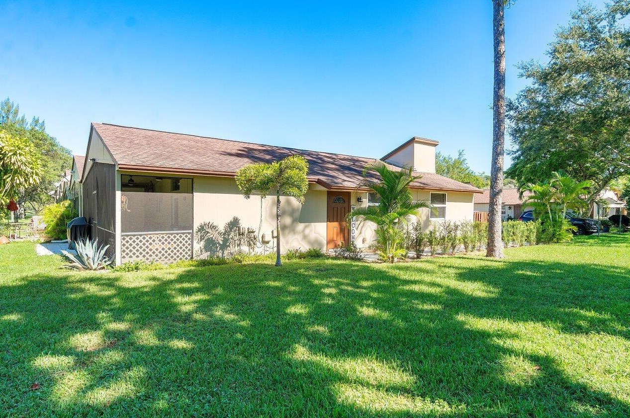 22589 Vistawood Way, Boca Raton, FL 33428