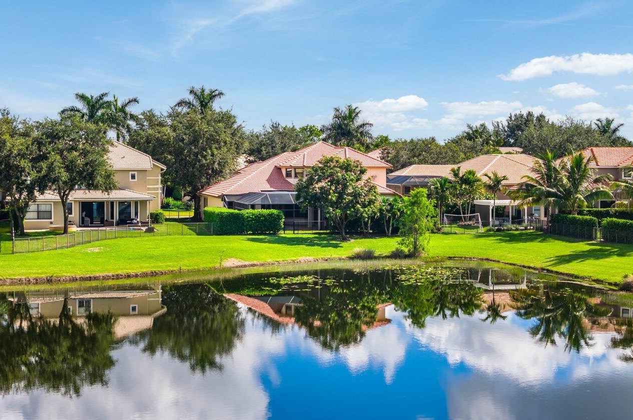 15541 Glencrest Ave, Delray Beach FL  33446-9576 exterior