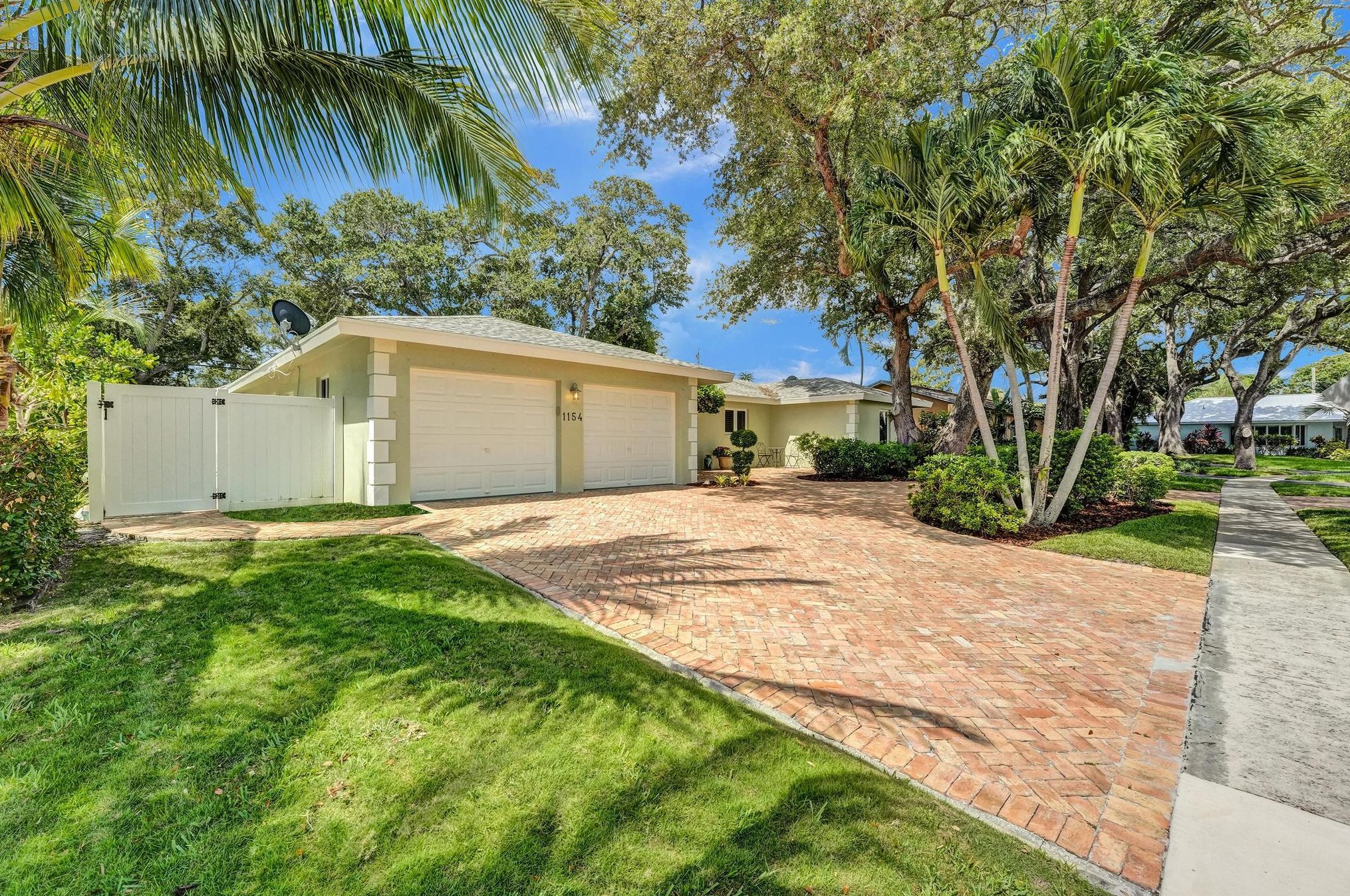 1154 Sw 2nd St, Boca Raton, FL 33486