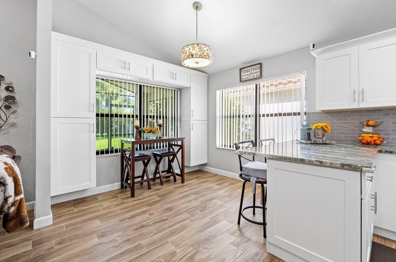 10496 Lexington Cir, Boynton Beach FL  33436-4555 exterior