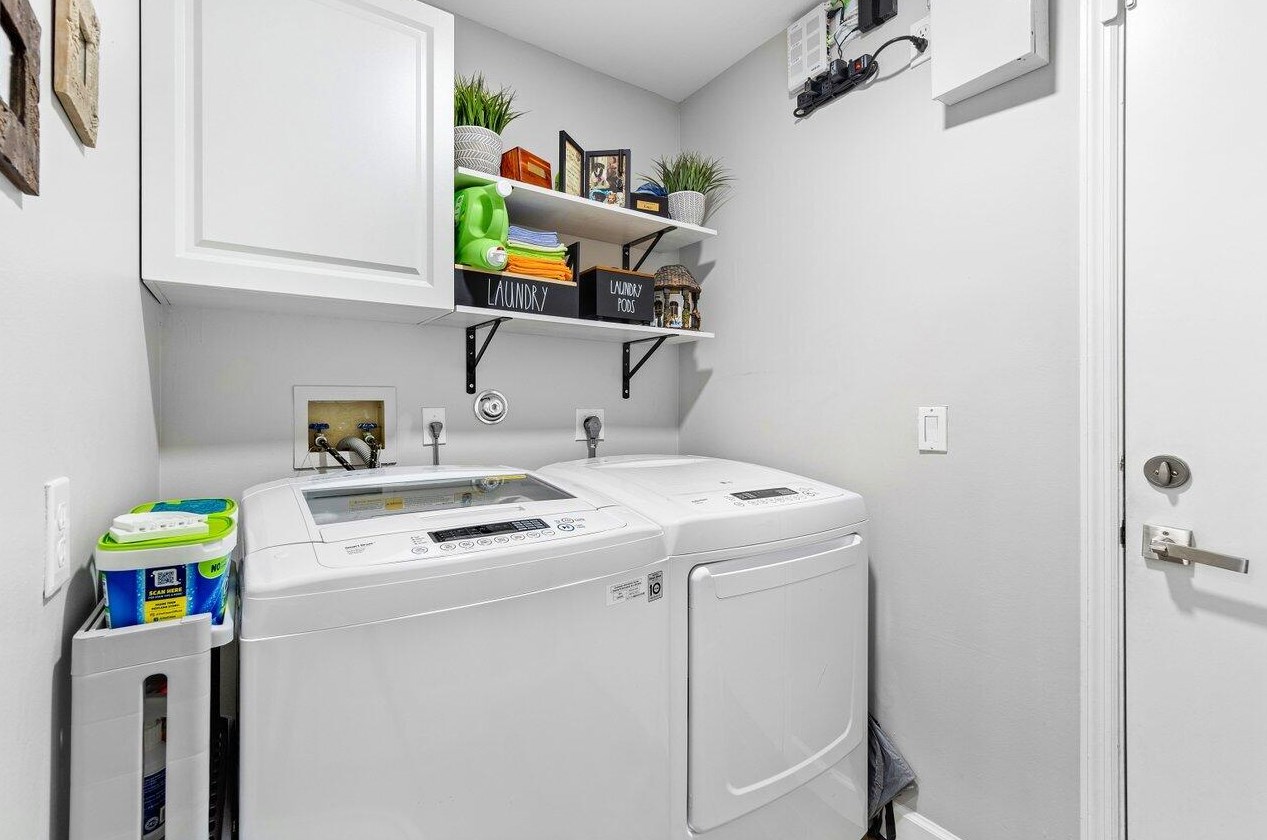 10496 Lexington Cir, Boynton Beach FL  33436-4555 exterior