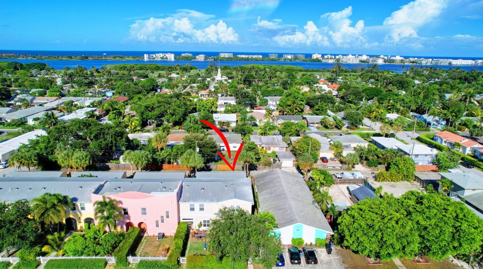 918 Federal Hwy, Lake Worth FL 33460-2656 exterior