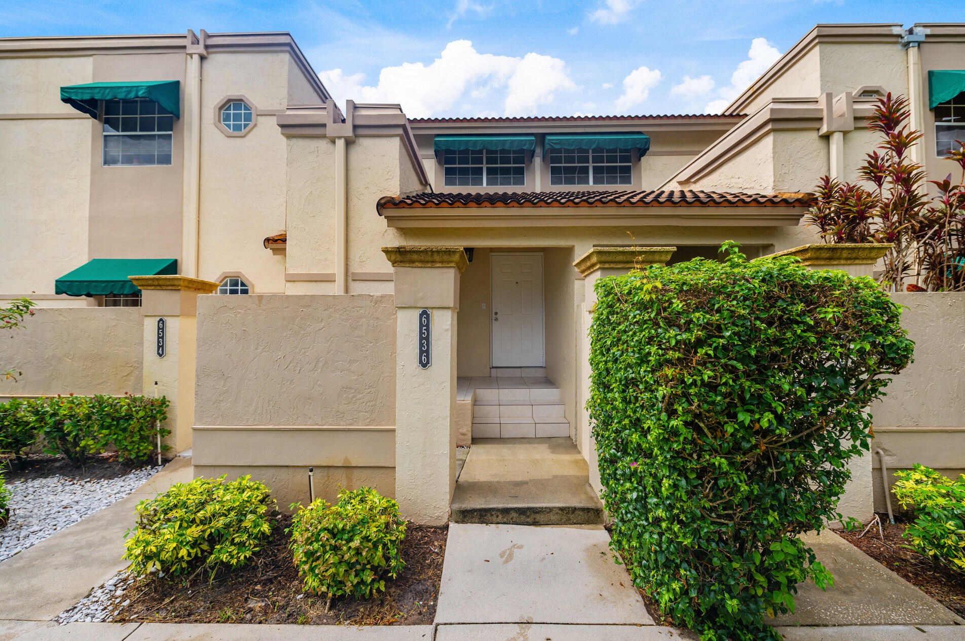 6536 Via Regina, Boca Raton, FL 33433