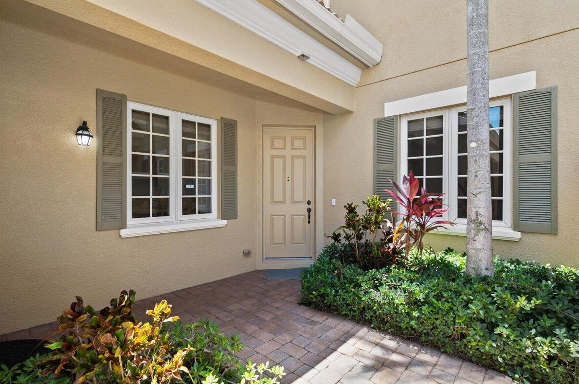 4743 Cadiz Cir, West Palm Beach, FL 33418