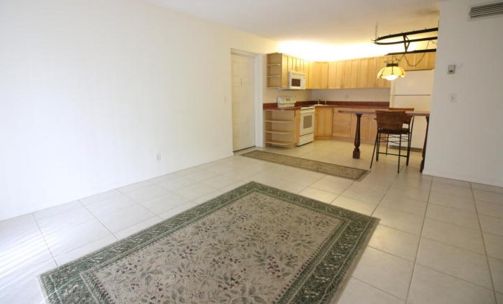 205 Foxtail Dr #d1, West Palm Beach, FL 33415