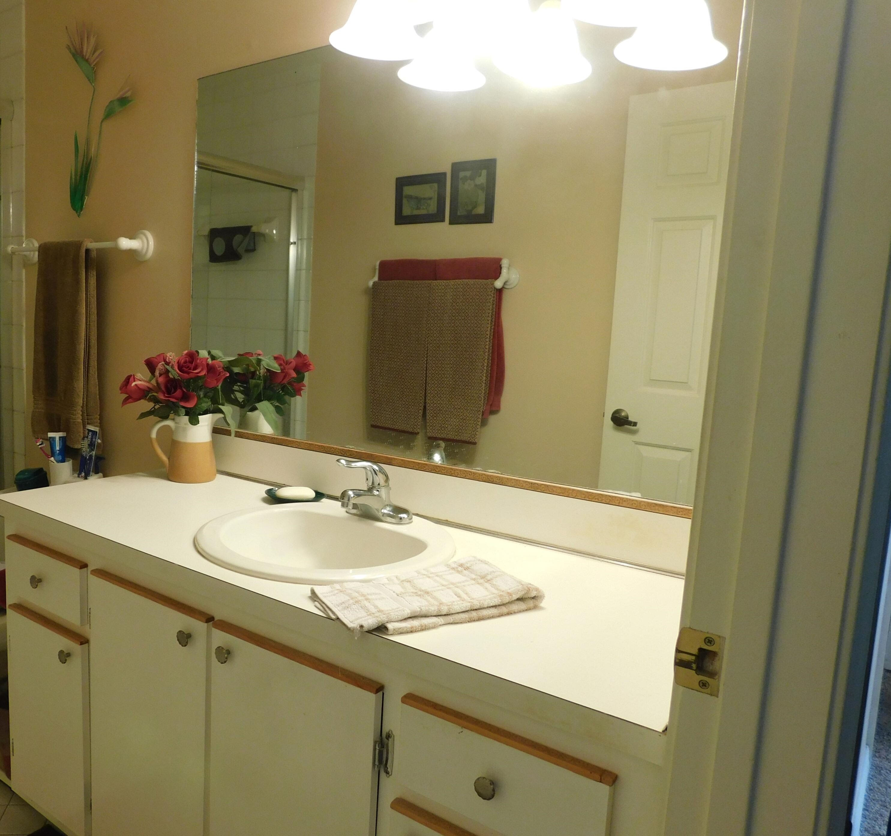 1337 Peppertree Trl, Fort Pierce FL 34950-5286 exterior