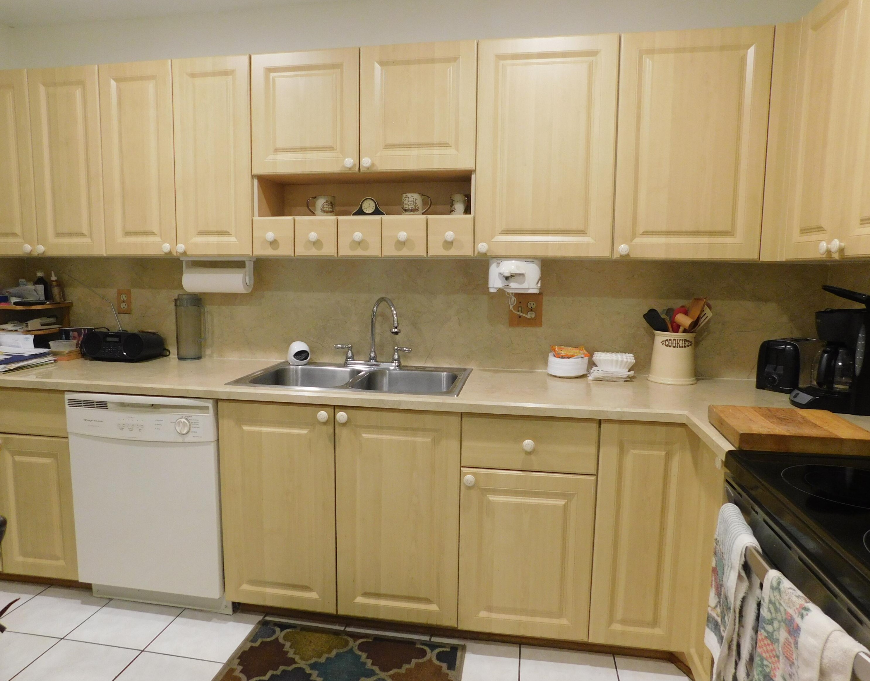 1337 Peppertree Trl, Fort Pierce FL 34950-5286 exterior