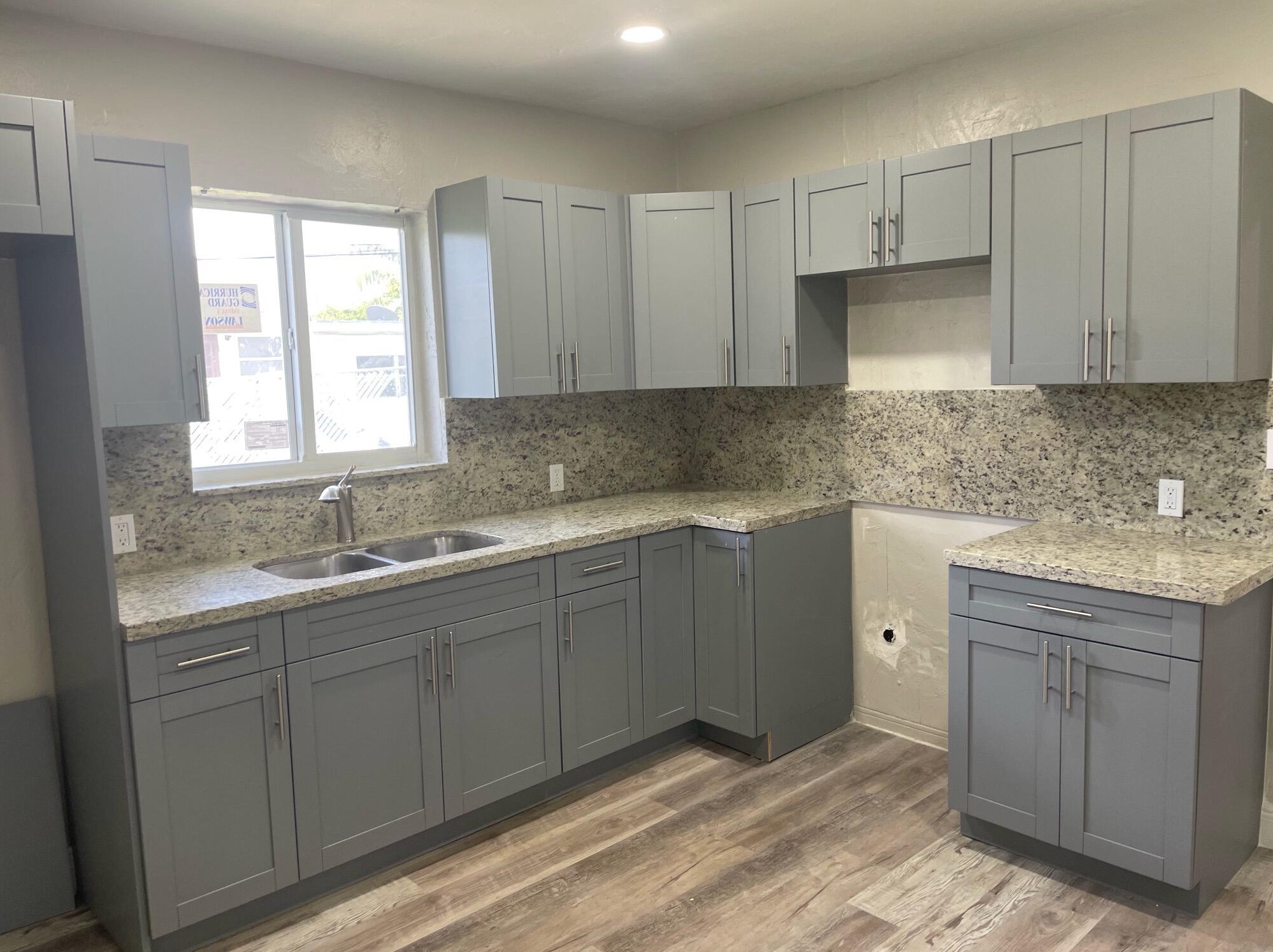 1732 Nw 81st St, Miami, FL 33147