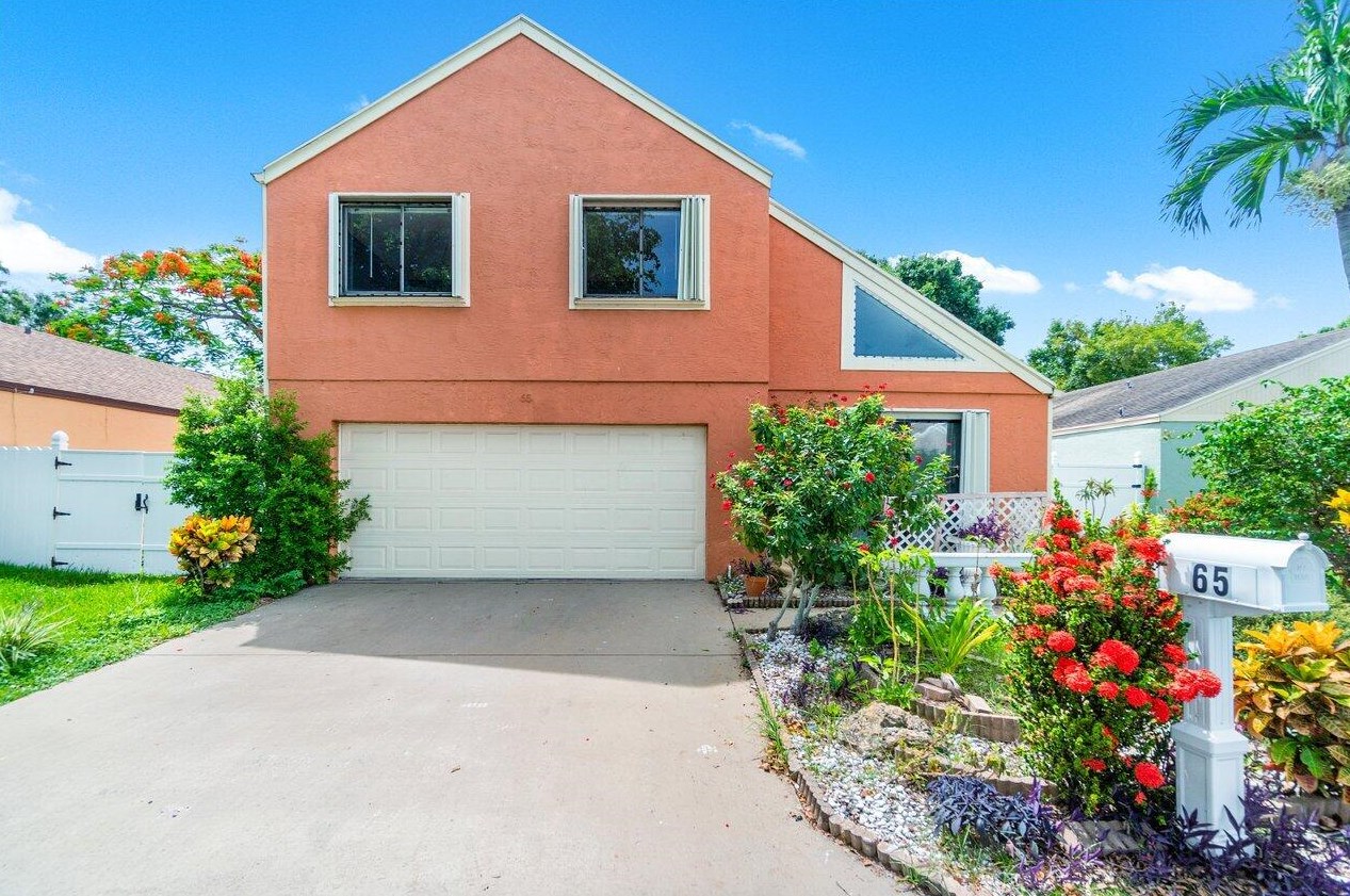 65 Buxton Ln, Boynton Beach, FL 33426
