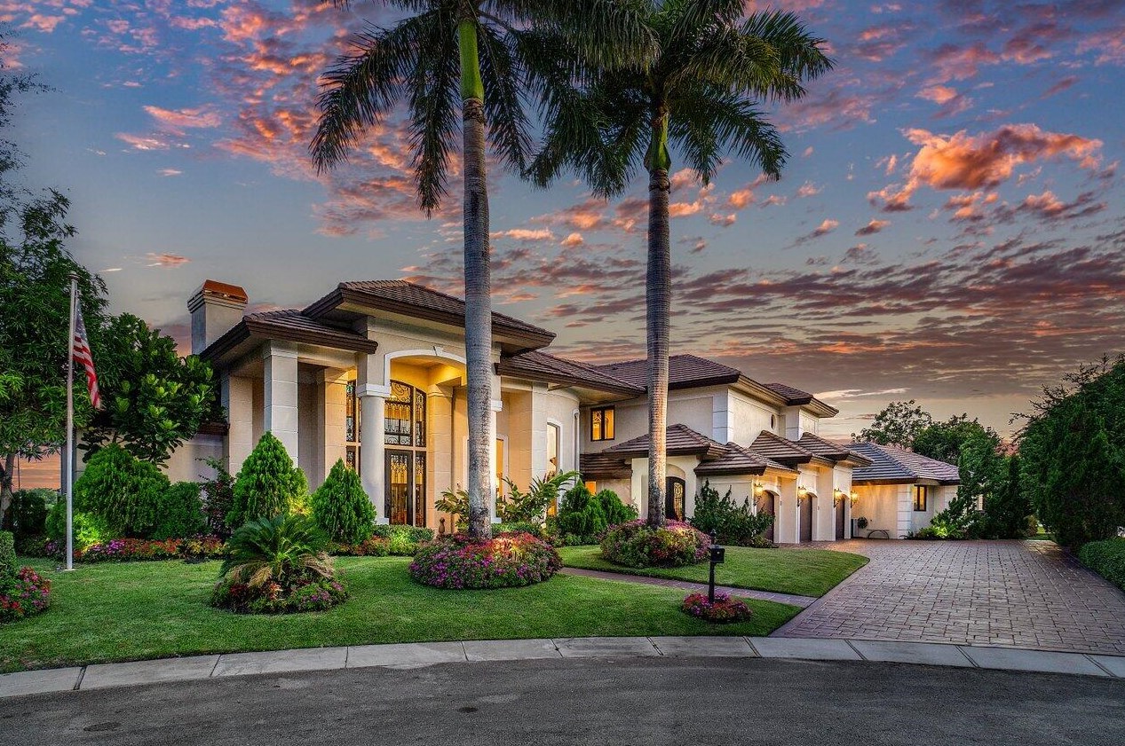 4845 Regency Ct, Boca Raton, FL 33434