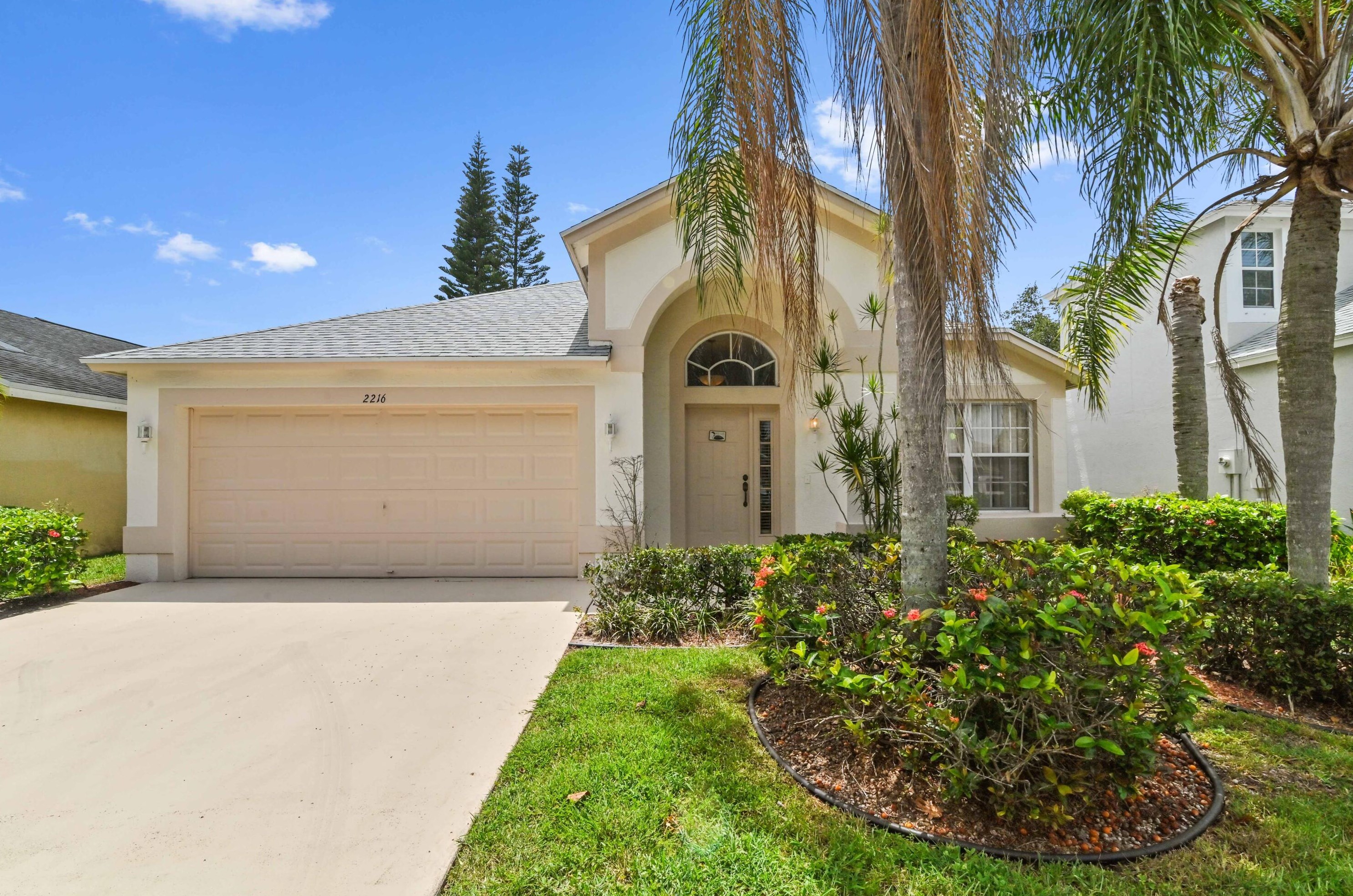 2216 Soundings Ct, West Palm Beach, FL 33413