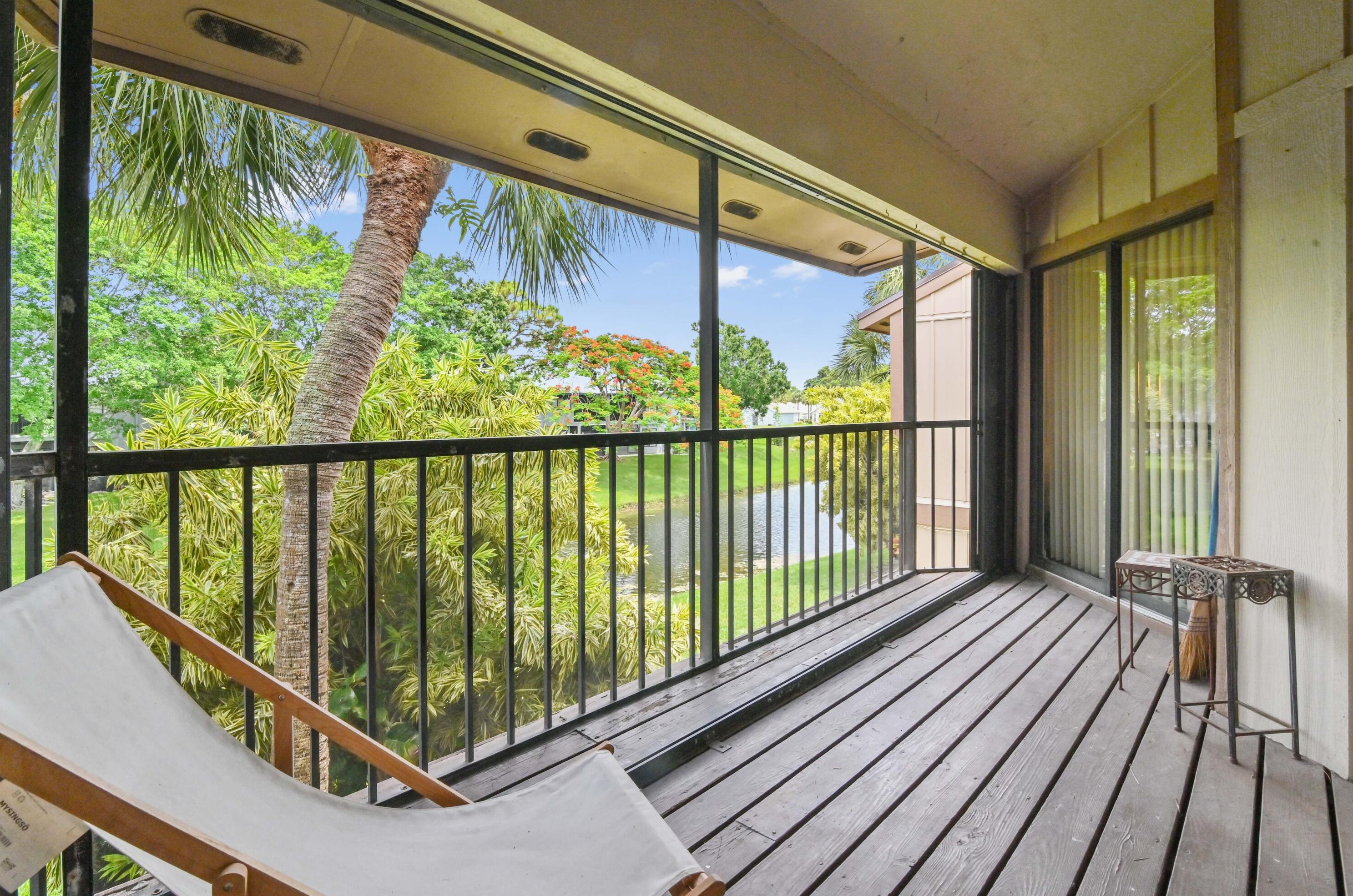 500 Crosswinds Dr #d2, West Palm Beach, FL 33413