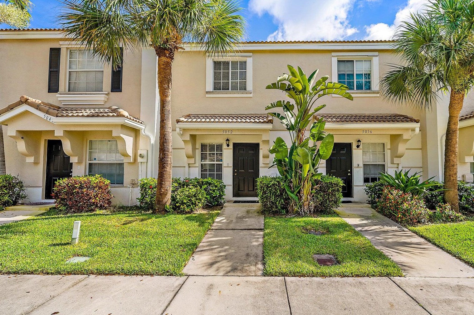 5052 Palmbrooke Cir, West Palm Beach, FL 33417