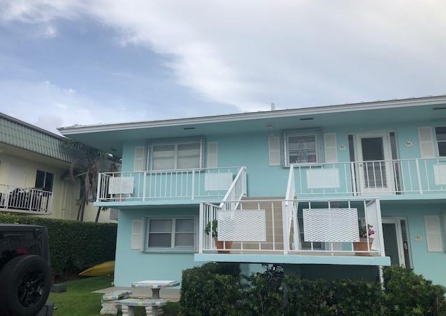100 Wettaw Ln #18, West Palm Beach, FL 33408