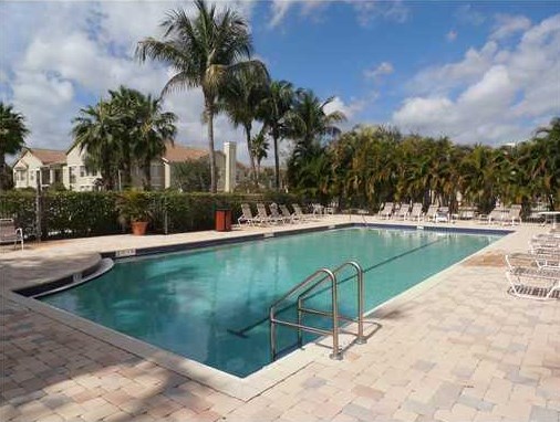 1006 Belmont Pl, Boynton Beach FL  33436-7826 exterior