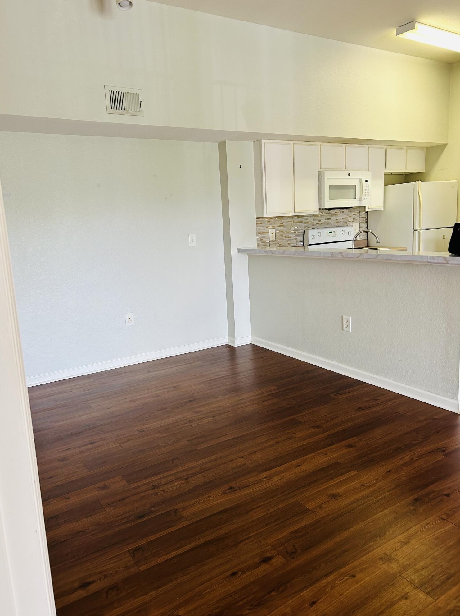 181 Sw Palm Dr Apt 303, Fort Pierce, FL 34986